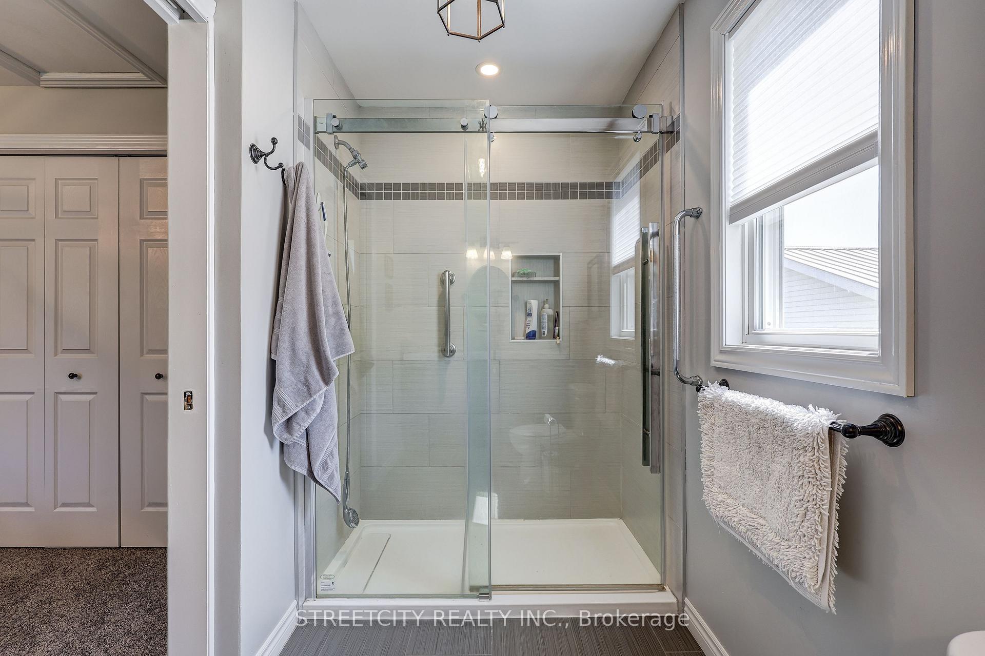 Photo 20 of 5231 Westchester Bourne, Thames Centre, Rural Thames Centre — HOMEH