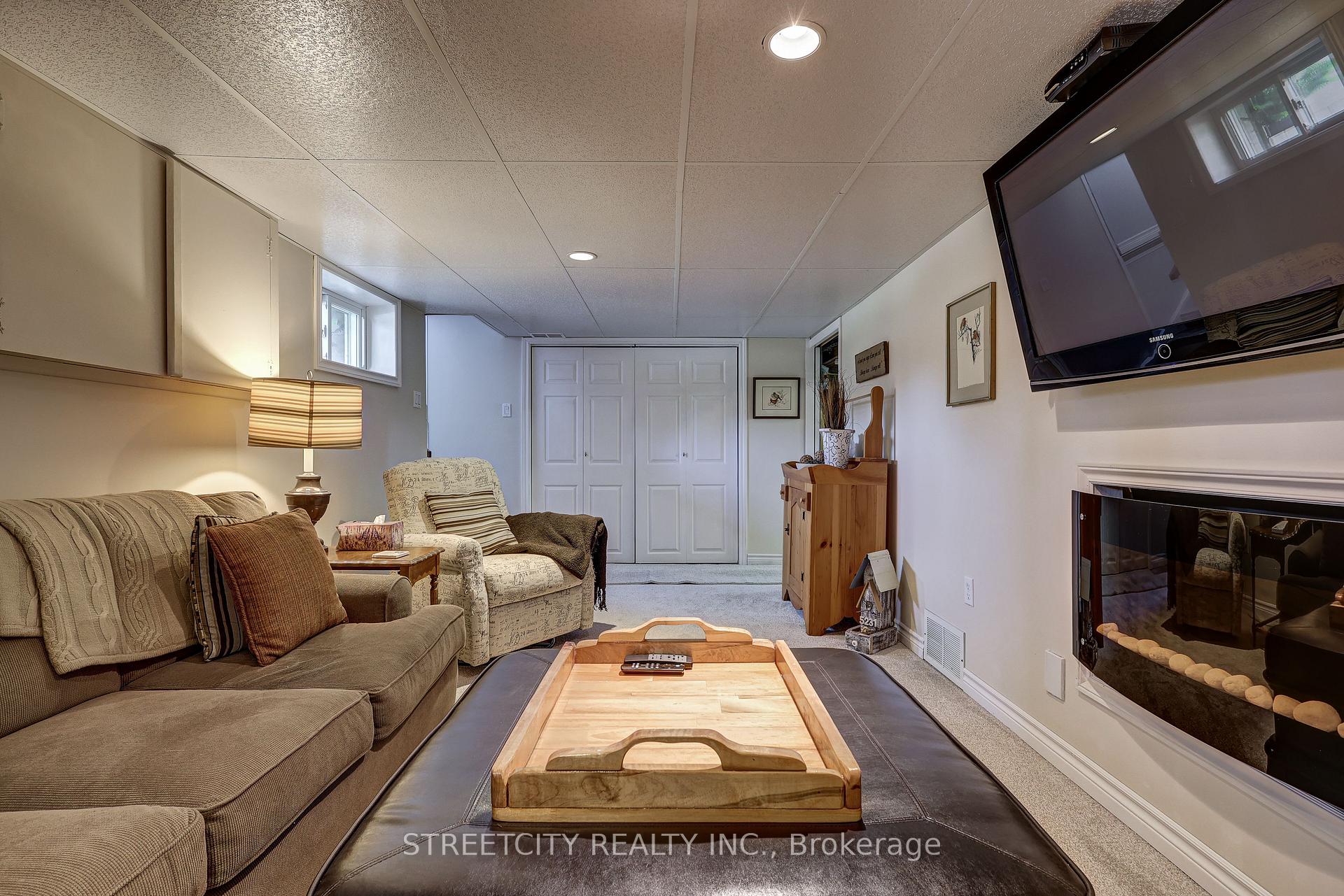 Photo 27 of 5231 Westchester Bourne, Thames Centre, Rural Thames Centre — HOMEH