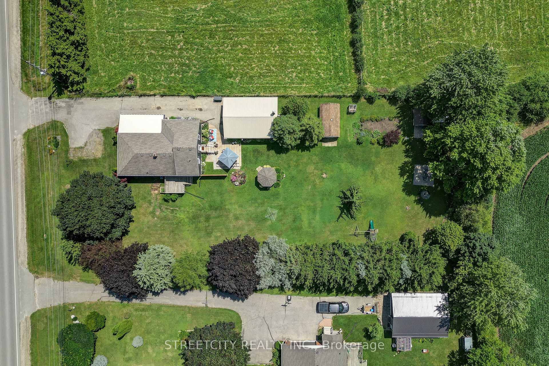 Photo 34 of 5231 Westchester Bourne, Thames Centre, Rural Thames Centre — HOMEH