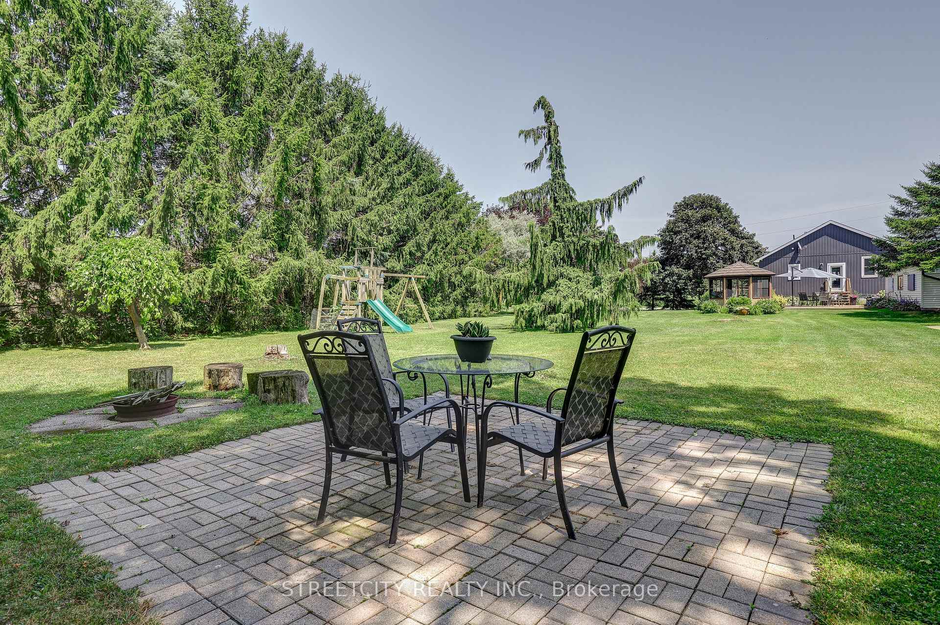 Photo 45 of 5231 Westchester Bourne, Thames Centre, Rural Thames Centre — HOMEH