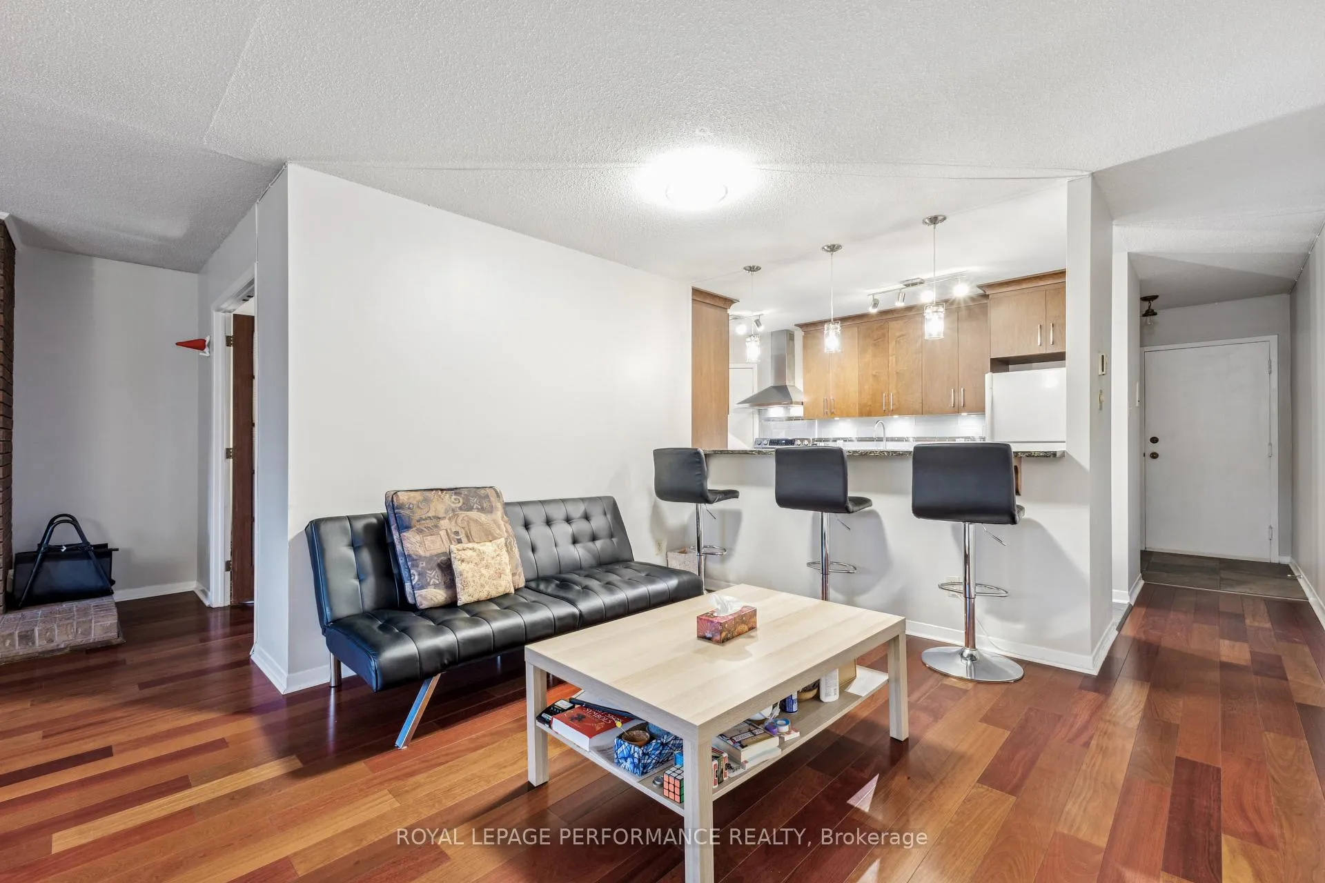 Photo 5 of Unit 4, 71 Sweetland Avenue, Ottawa, Sandy Hill — HOMEH
