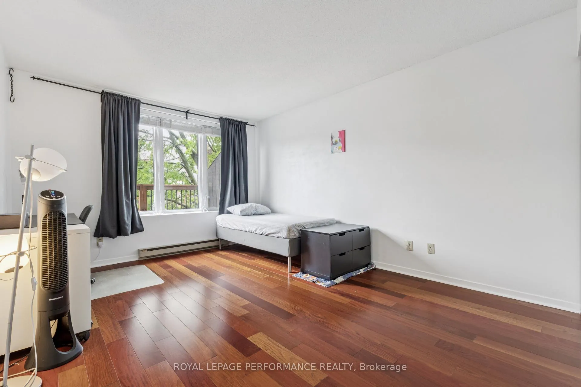 Photo 15 of Unit 4, 71 Sweetland Avenue, Ottawa, Sandy Hill — HOMEH