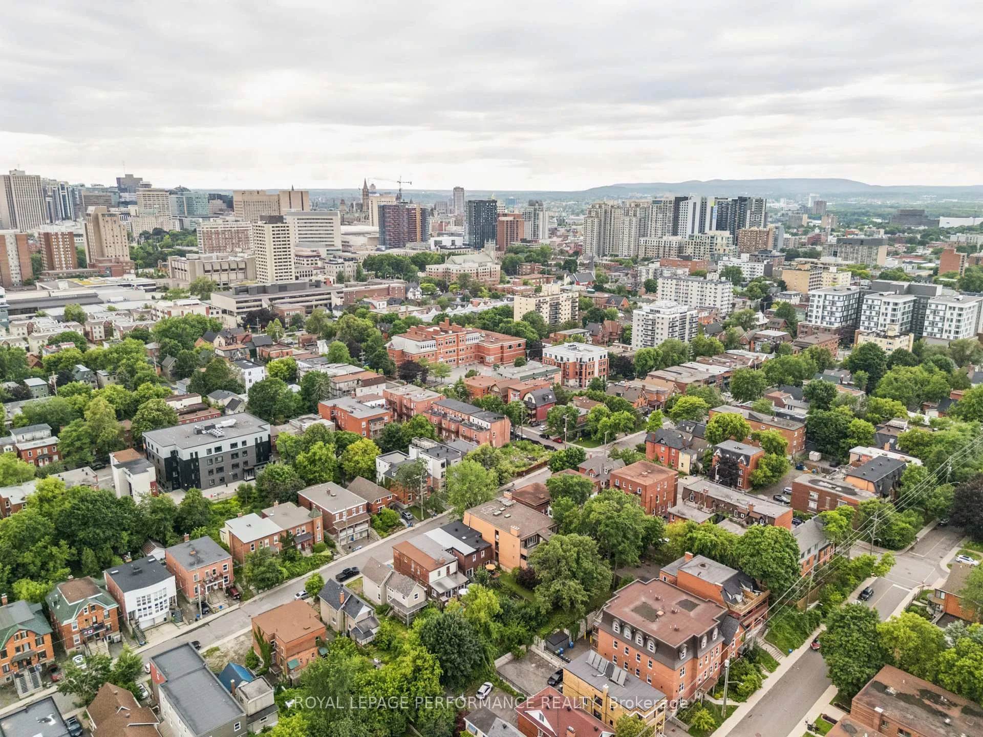 Photo 28 of Unit 4, 71 Sweetland Avenue, Ottawa, Sandy Hill — HOMEH