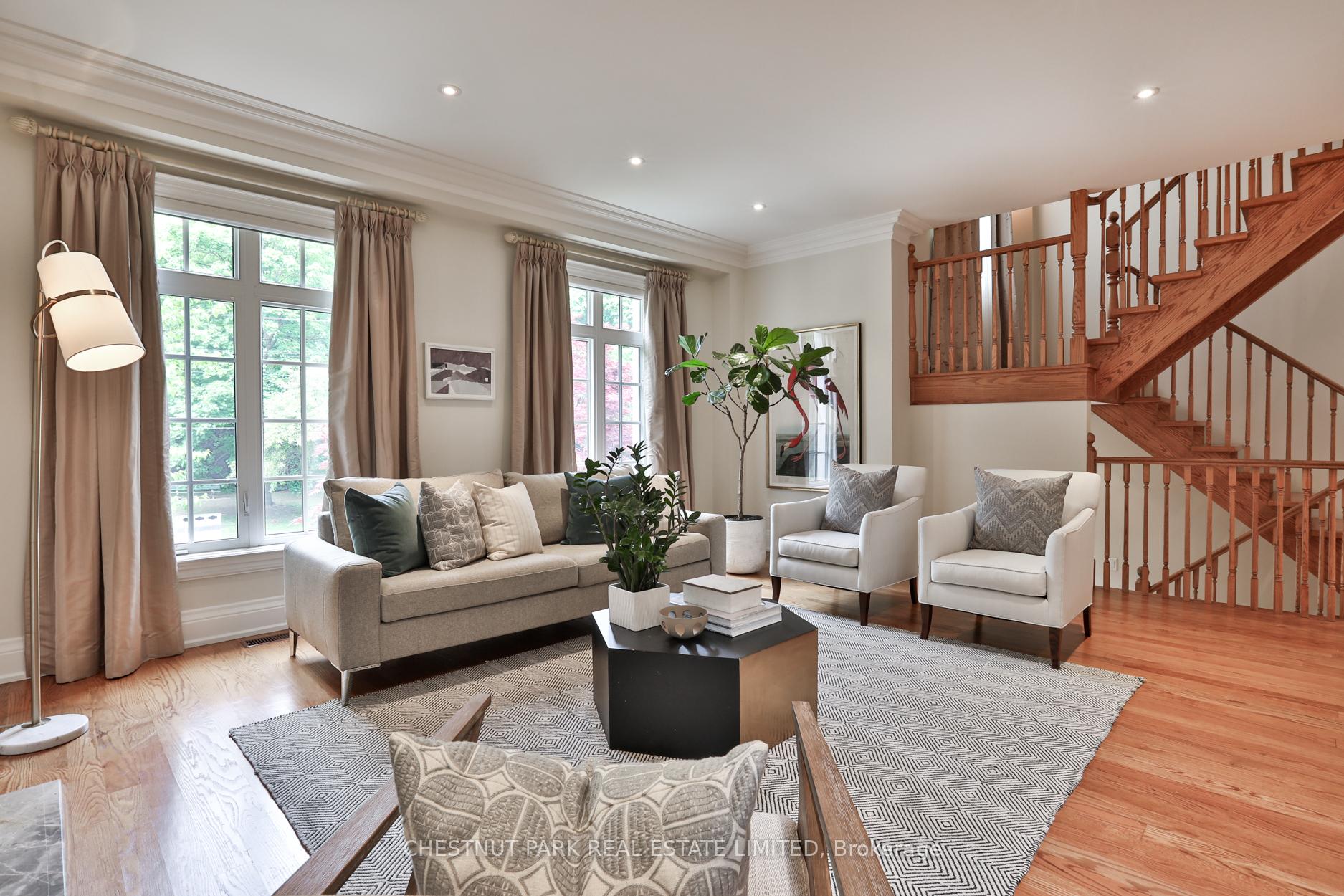 Photo 2 of 75 Boulton Drive, Toronto, Casa Loma — HOMEH