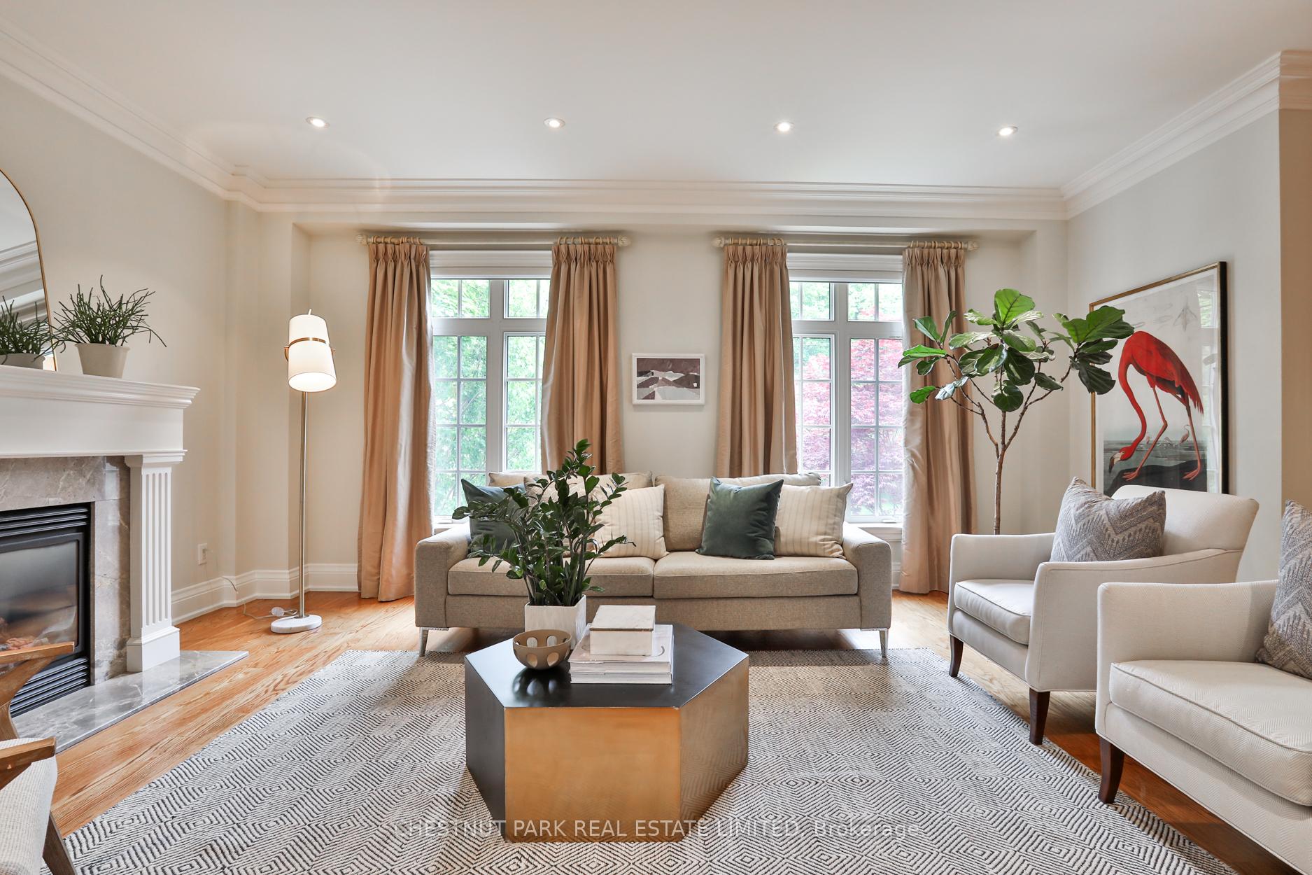 Photo 4 of 75 Boulton Drive, Toronto, Casa Loma — HOMEH