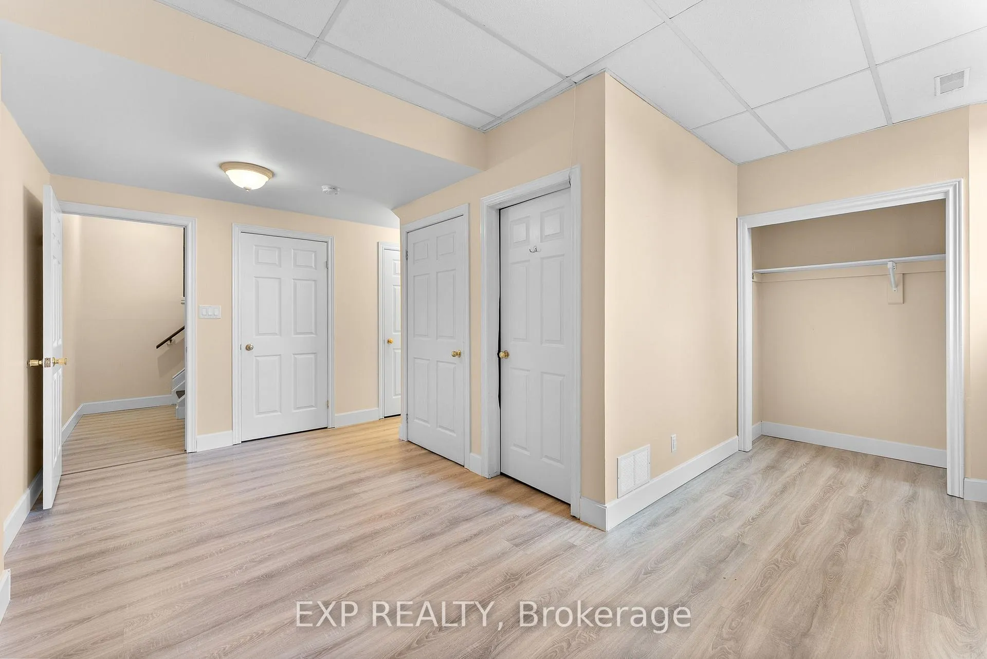 Photo 21 of 38 Natalie Court, Thorold, Confederation Heights — HOMEH
