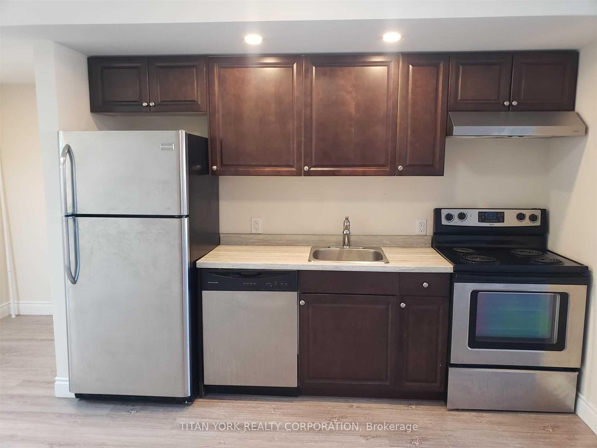 Photo 2 of Unit 4, 2904A Danforth Avenue, Toronto, East End-Danforth — HOMEH