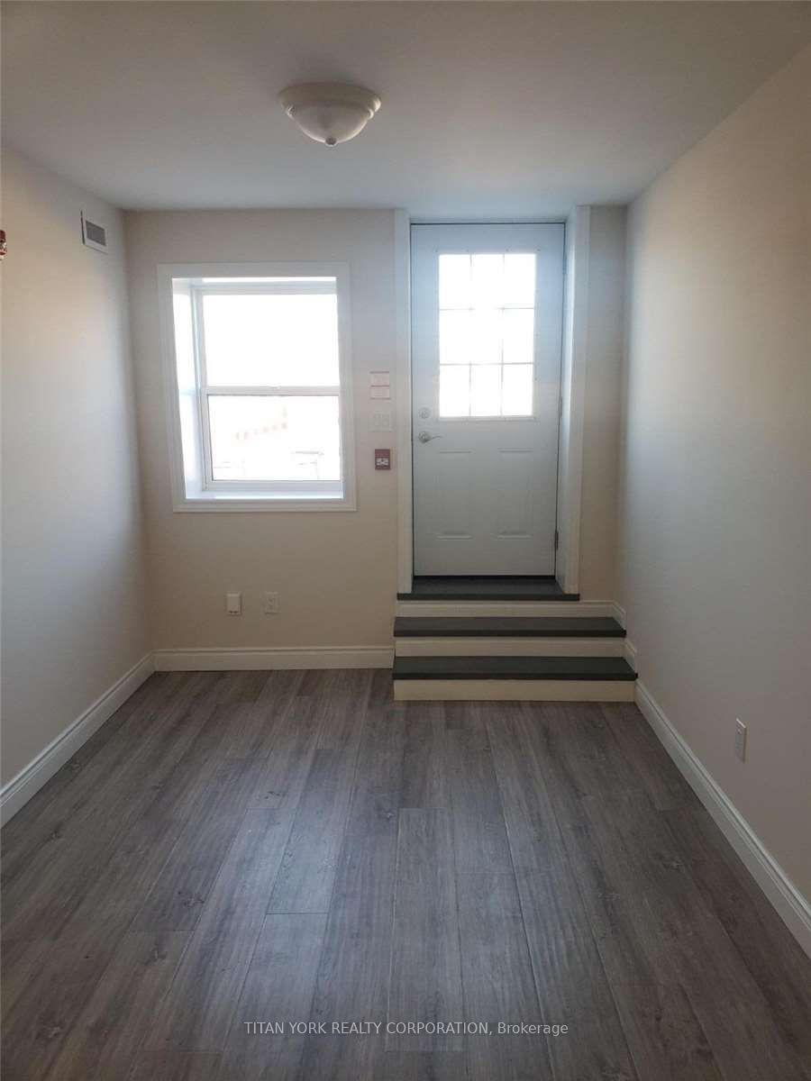 Photo 8 of Unit 4, 2904A Danforth Avenue, Toronto, East End-Danforth — HOMEH