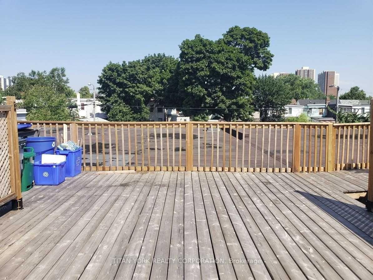Photo 10 of Unit 4, 2904A Danforth Avenue, Toronto, East End-Danforth — HOMEH