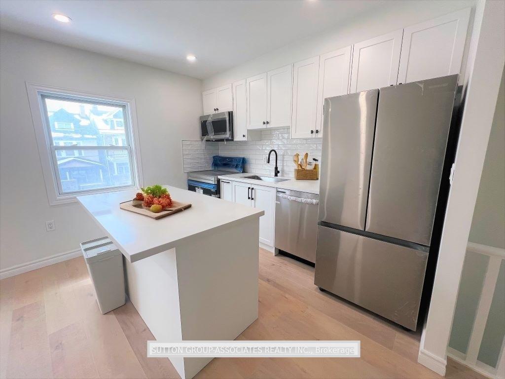 Photo 2 of Unit 2nd&3rd, 499 Pape Avenue, Toronto, Blake-Jones — HOMEH