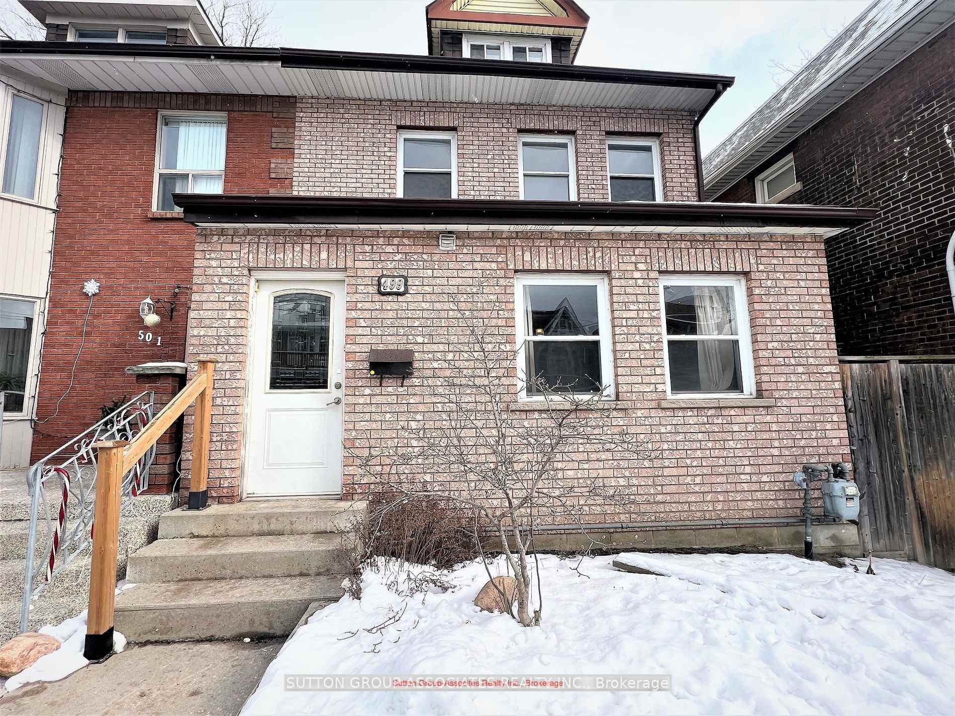 Photo 11 of Unit 2nd&3rd, 499 Pape Avenue, Toronto, Blake-Jones — HOMEH