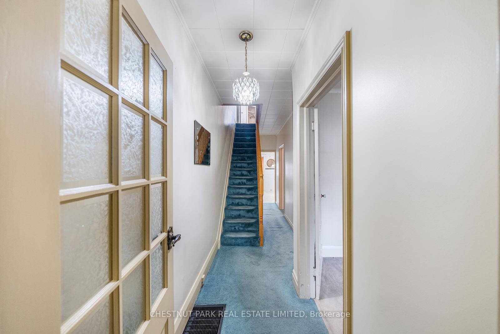 Photo 4 of 200 Gillard Avenue, Toronto, Greenwood-Coxwell — HOMEH