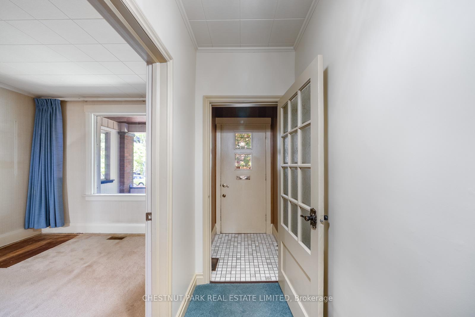 Photo 5 of 200 Gillard Avenue, Toronto, Greenwood-Coxwell — HOMEH