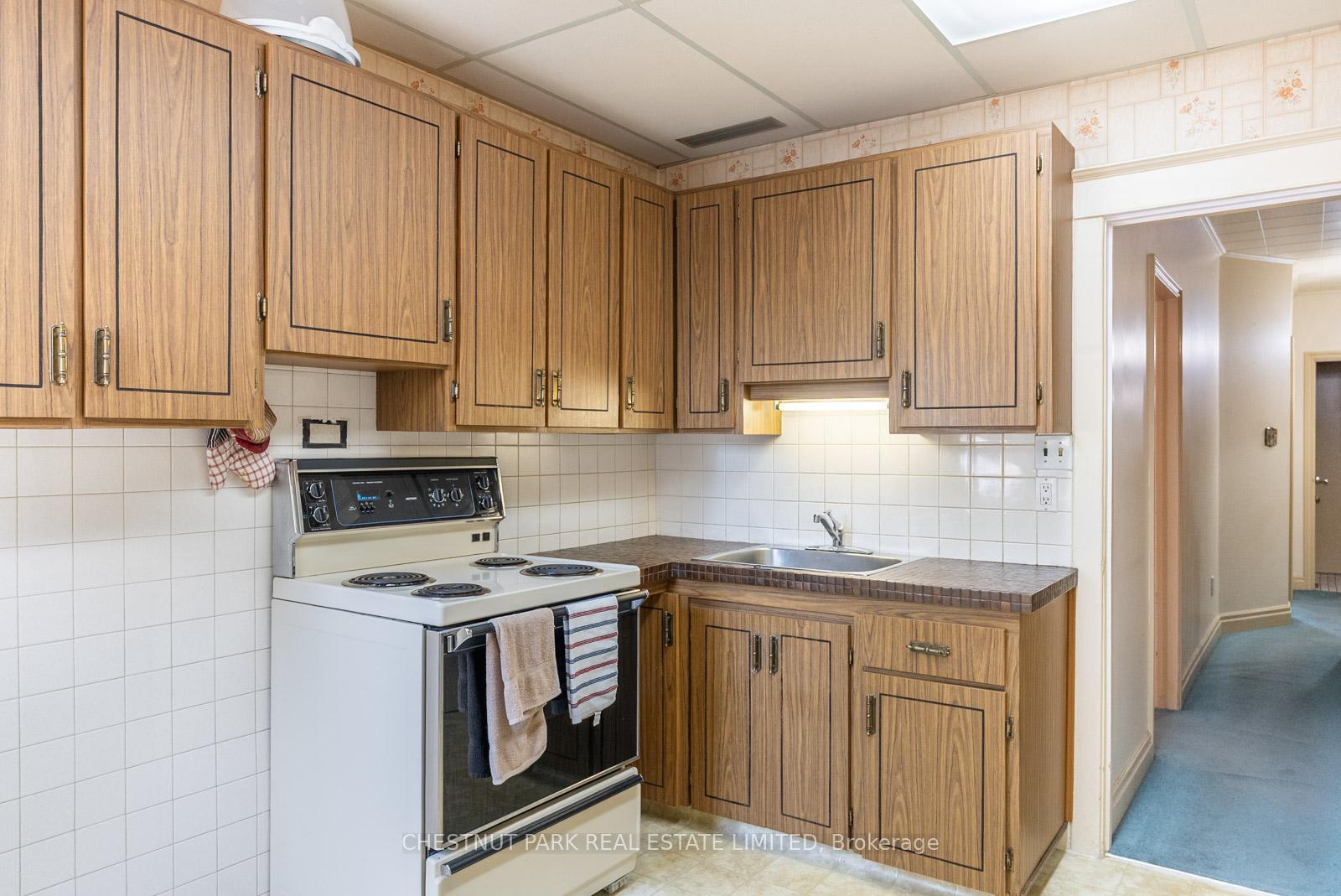 Photo 17 of 200 Gillard Avenue, Toronto, Greenwood-Coxwell — HOMEH