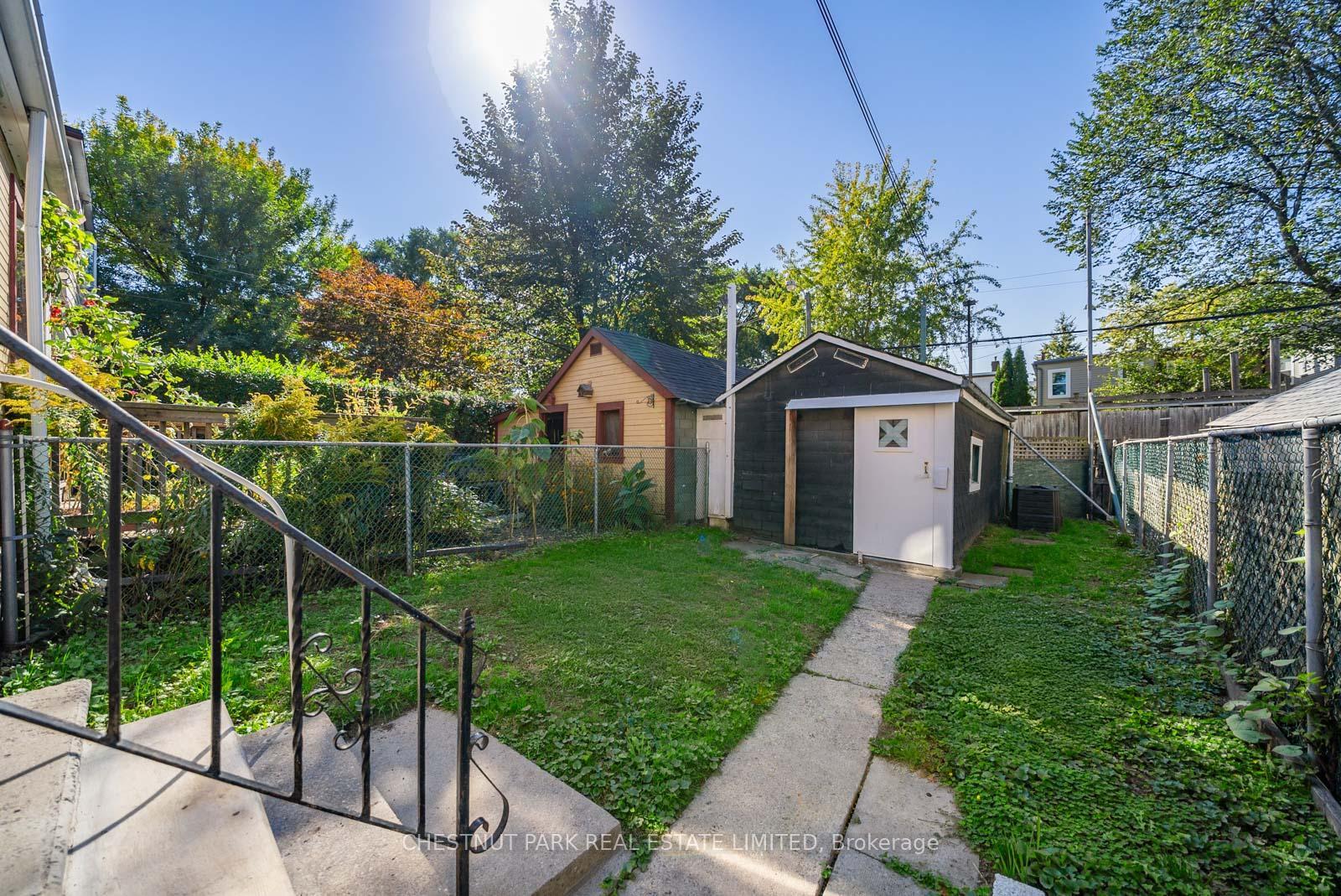 Photo 35 of 200 Gillard Avenue, Toronto, Greenwood-Coxwell — HOMEH