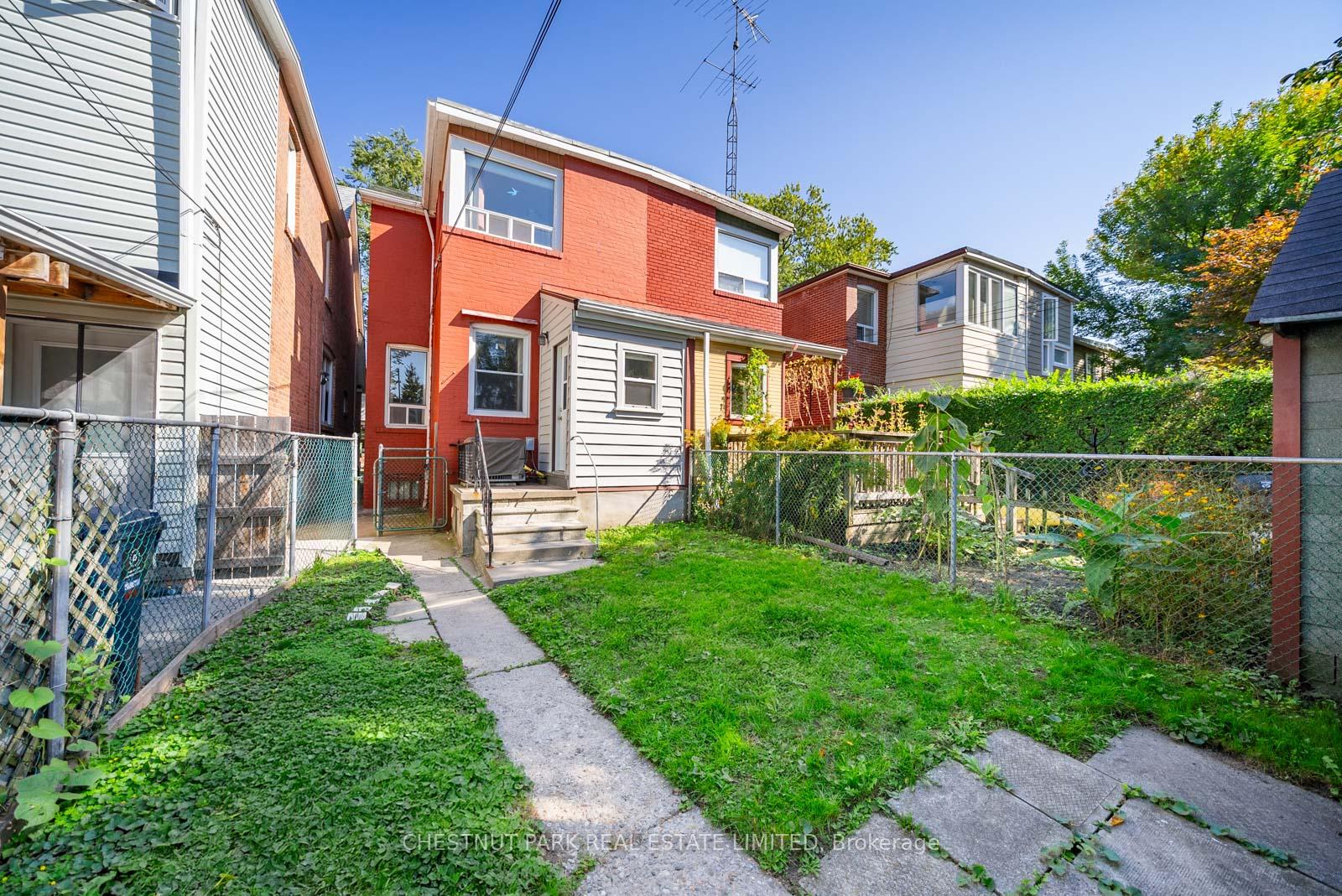 Photo 36 of 200 Gillard Avenue, Toronto, Greenwood-Coxwell — HOMEH