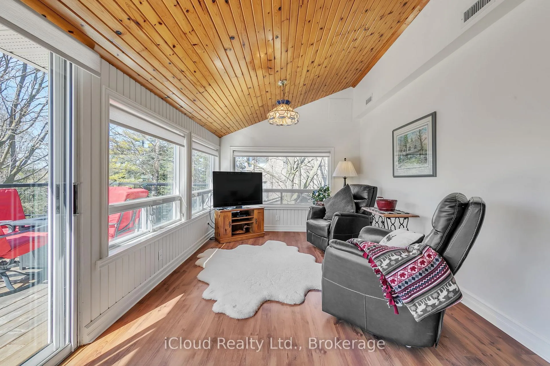Photo 15 of 44 Rodcliff Road, New Tecumseth, Rural New Tecumseth — HOMEH