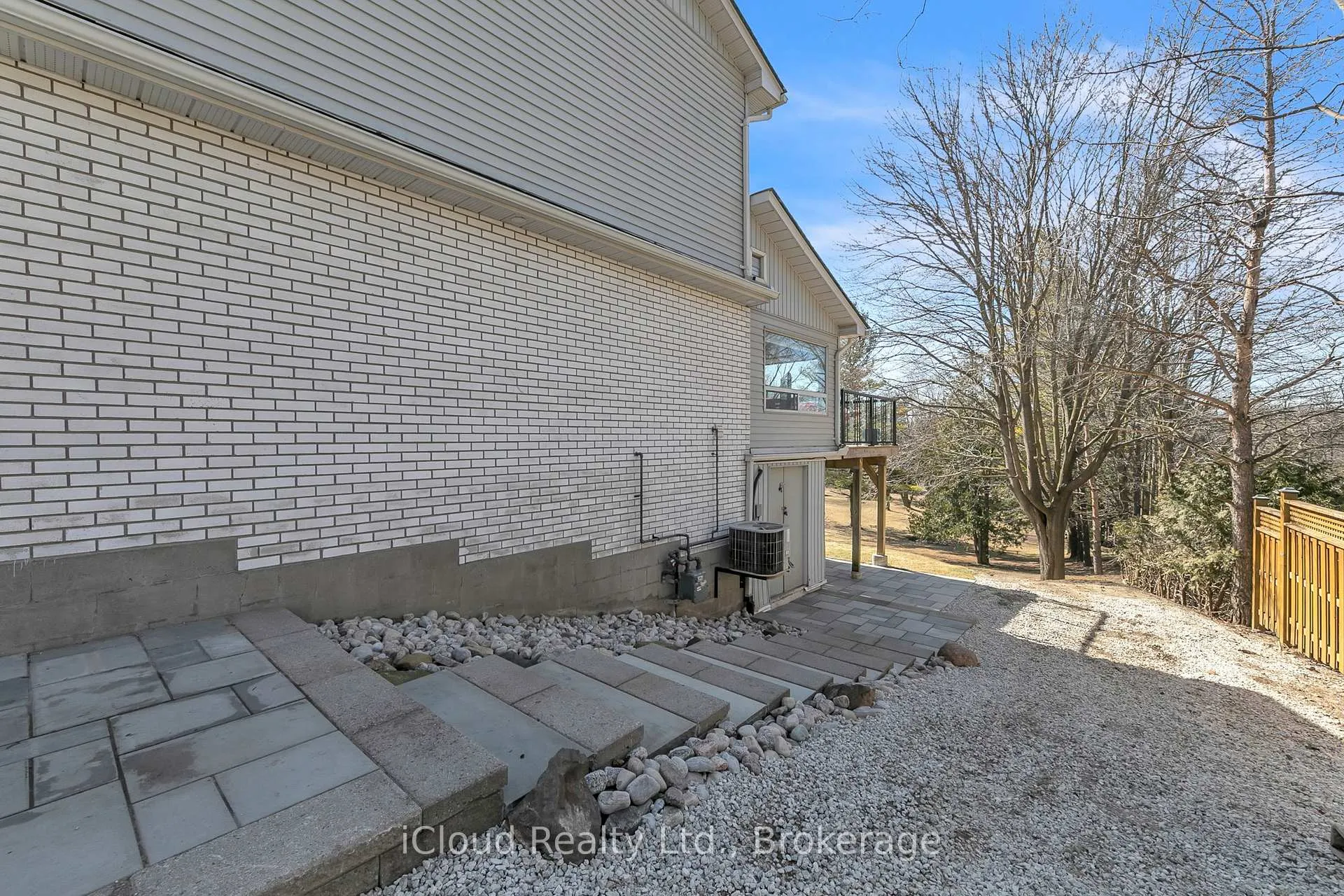 Photo 45 of 44 Rodcliff Road, New Tecumseth, Rural New Tecumseth — HOMEH