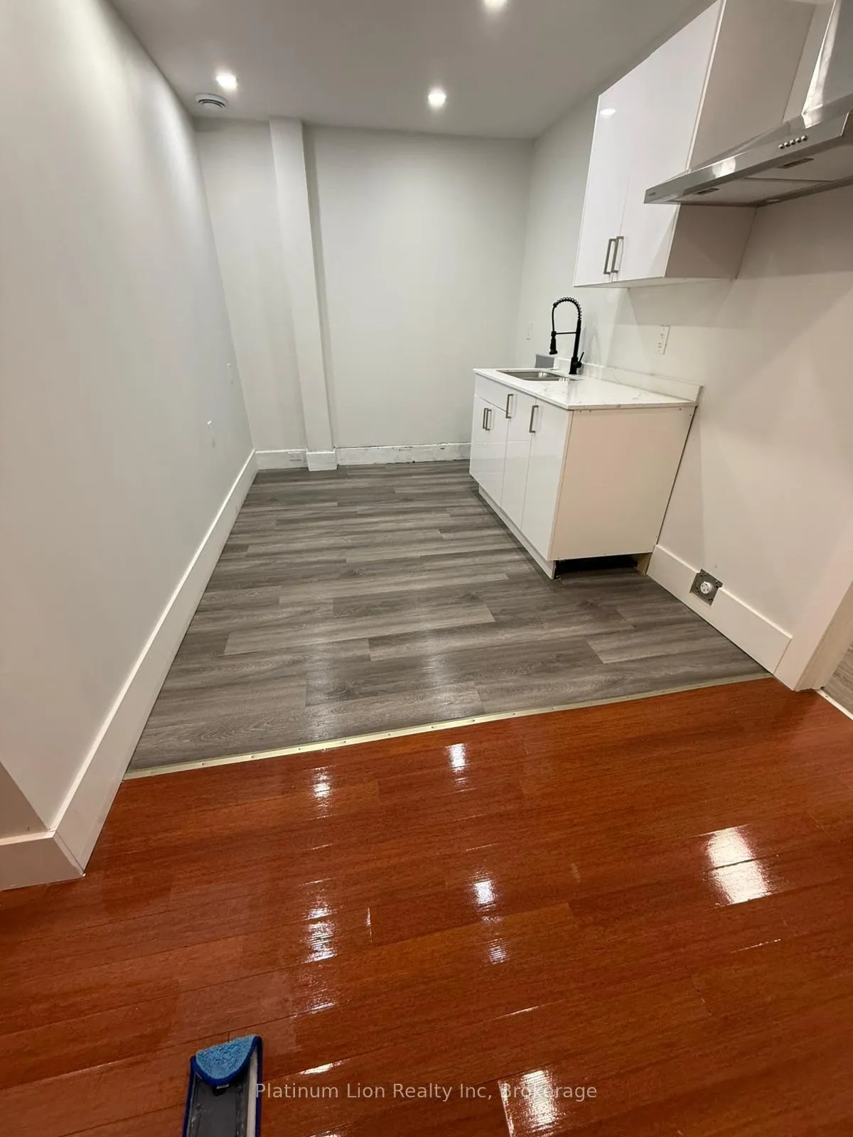 Photo 7 of Unit 69, 69 Hellems Avenue, Welland, Welland Downtown — HOMEH