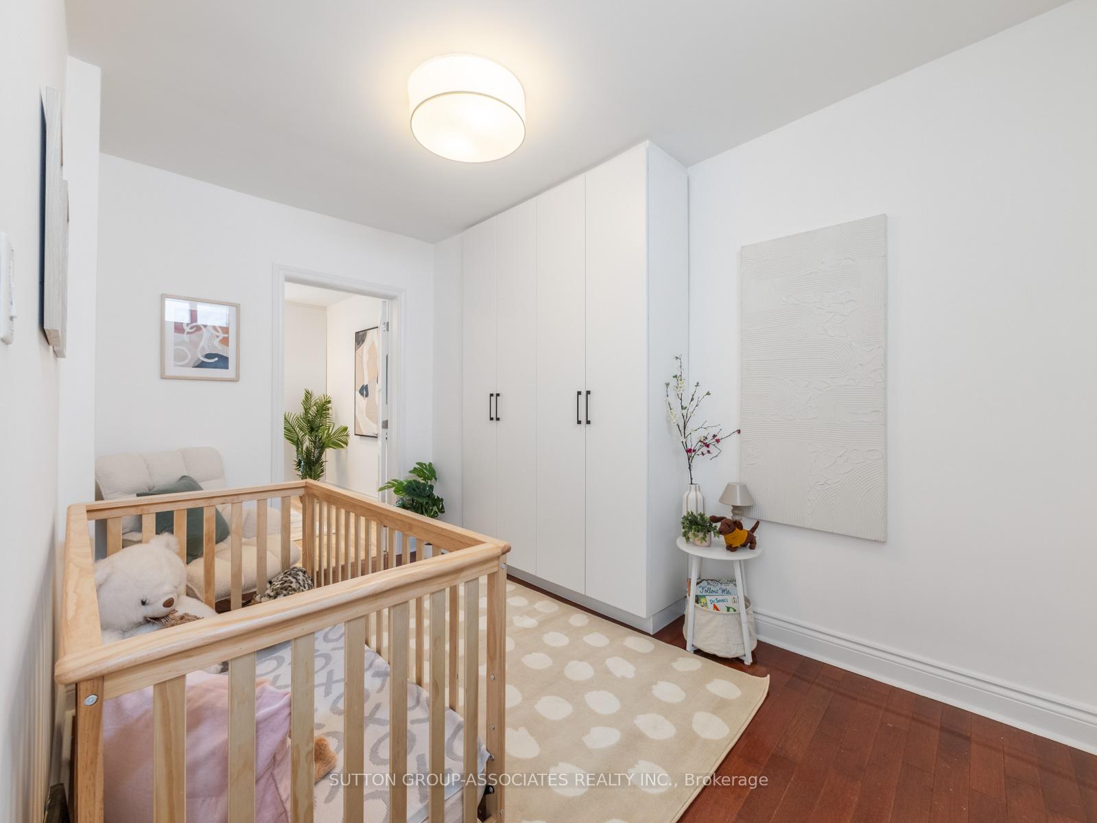 Photo 17 of 35 Roseheath Avenue, Toronto, Woodbine Corridor — HOMEH