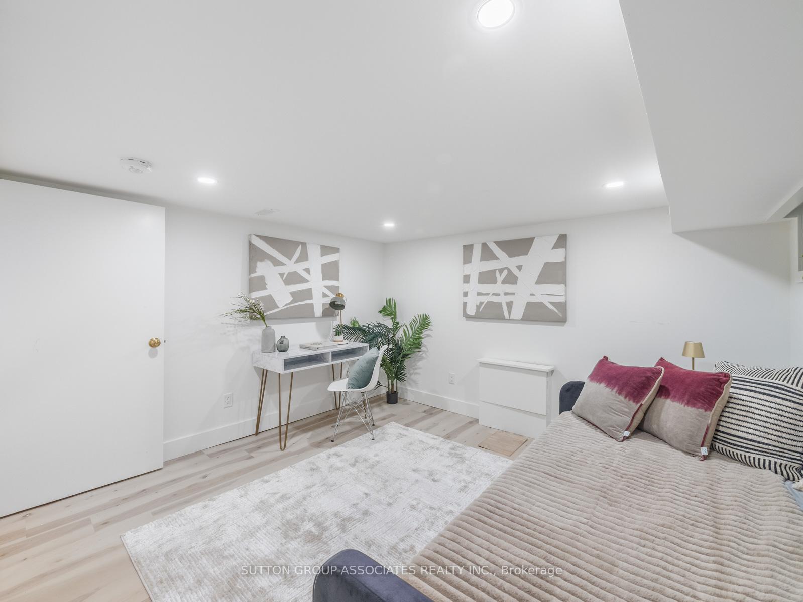 Photo 29 of 35 Roseheath Avenue, Toronto, Woodbine Corridor — HOMEH