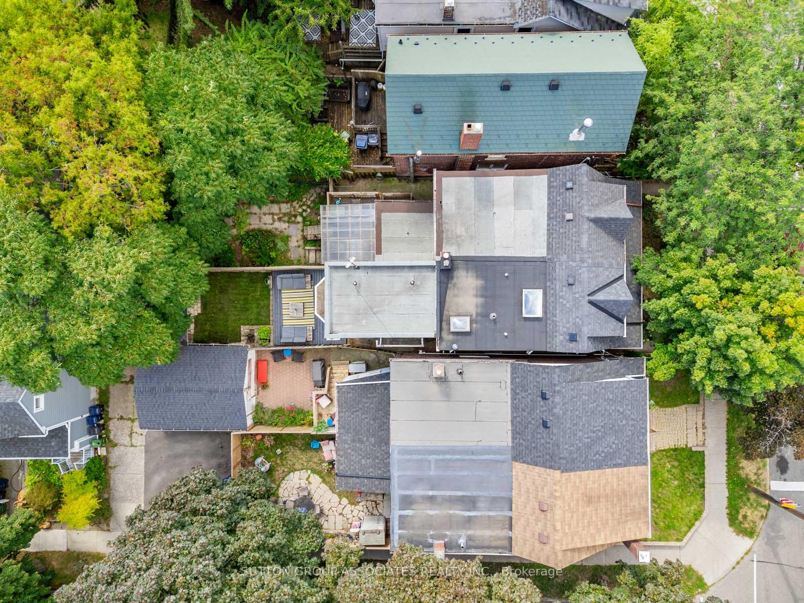 Photo 38 of 35 Roseheath Avenue, Toronto, Woodbine Corridor — HOMEH