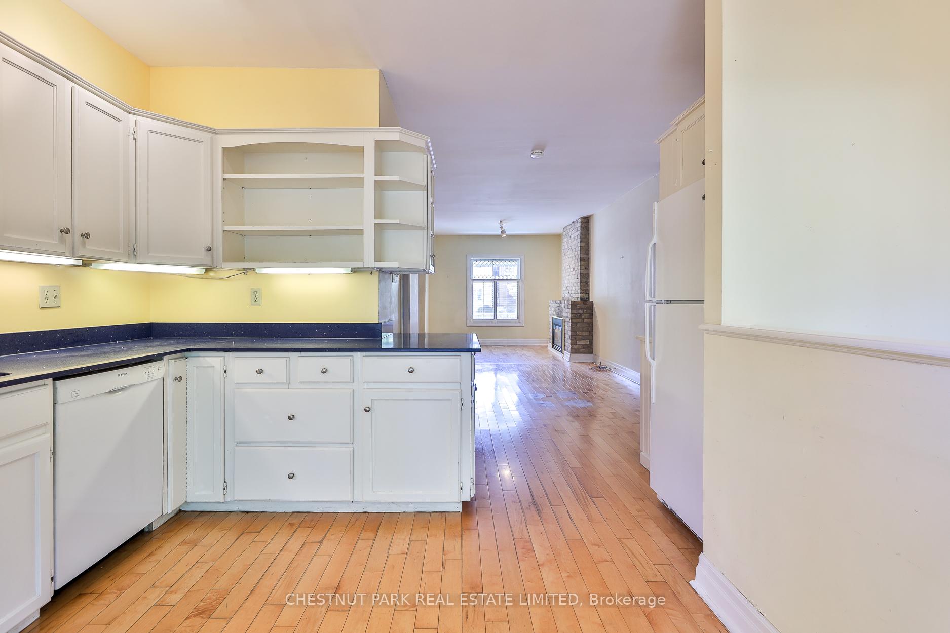 Photo 5 of 52 Craighurst Avenue, Toronto, Lawrence Park South — HOMEH