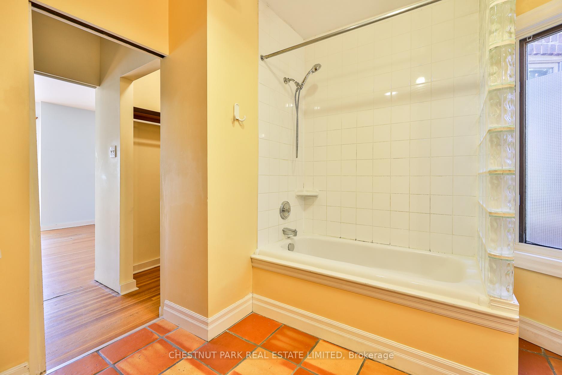 Photo 7 of 52 Craighurst Avenue, Toronto, Lawrence Park South — HOMEH