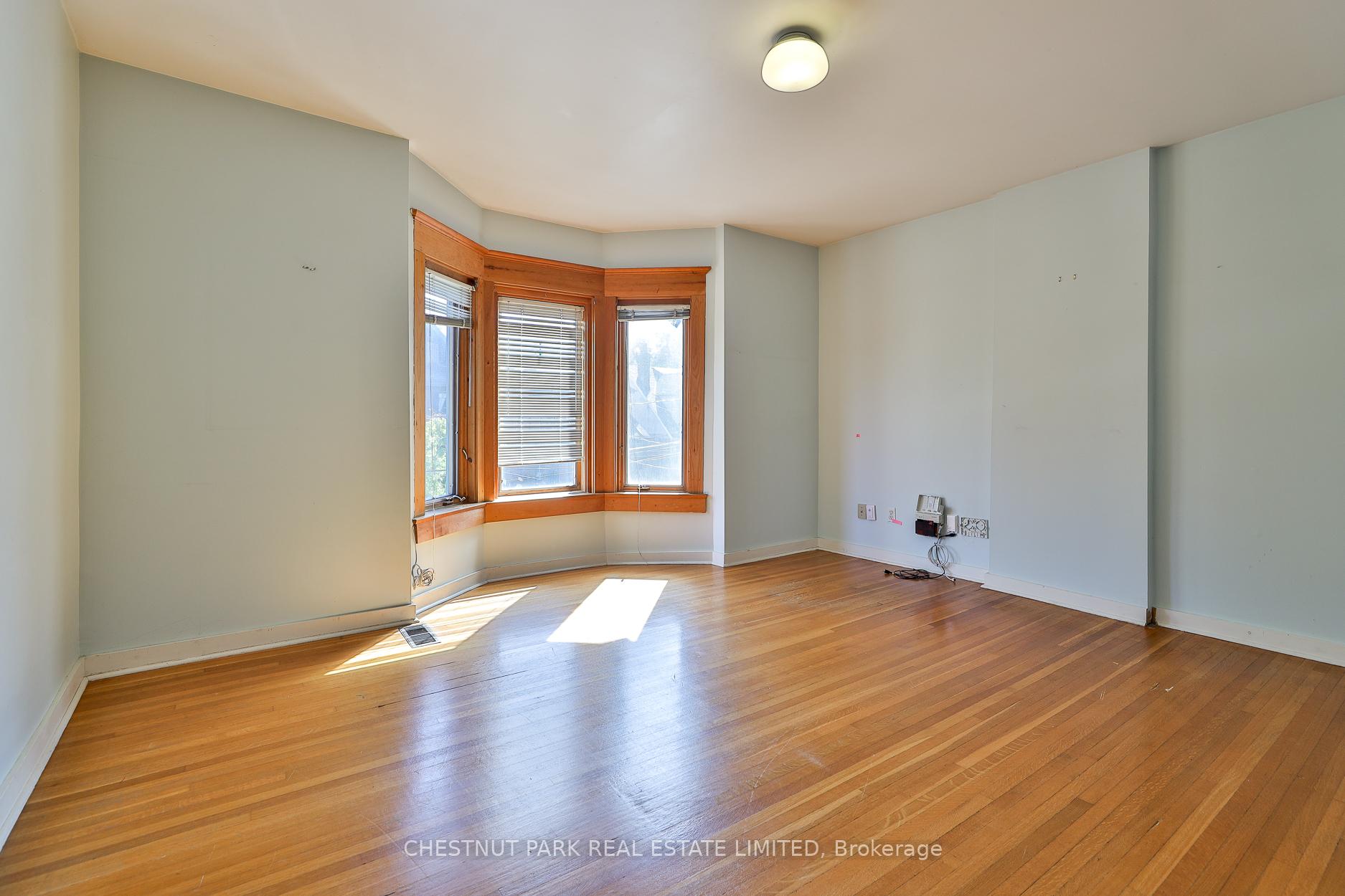 Photo 34 of 52 Craighurst Avenue, Toronto, Lawrence Park South — HOMEH