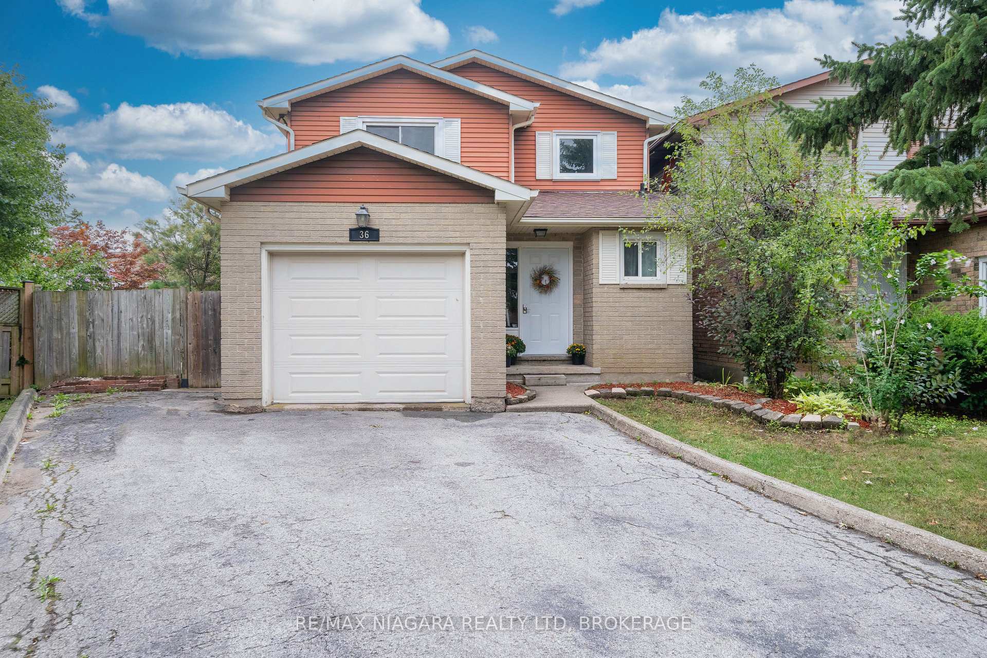 Photo 1 of 36 Baxter Crescent, Thorold, Confederation Heights — HOMEH