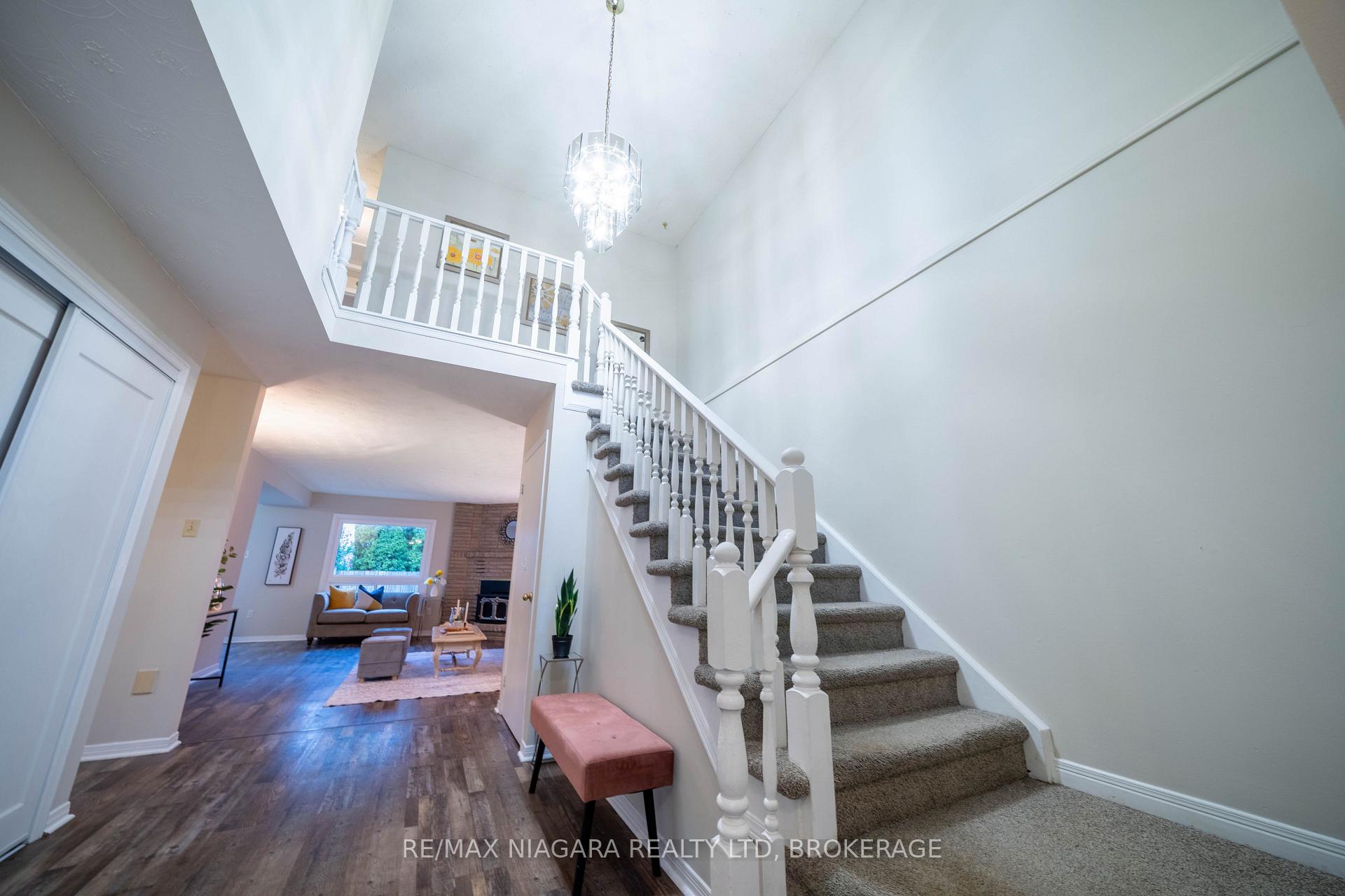 Photo 6 of 36 Baxter Crescent, Thorold, Confederation Heights — HOMEH
