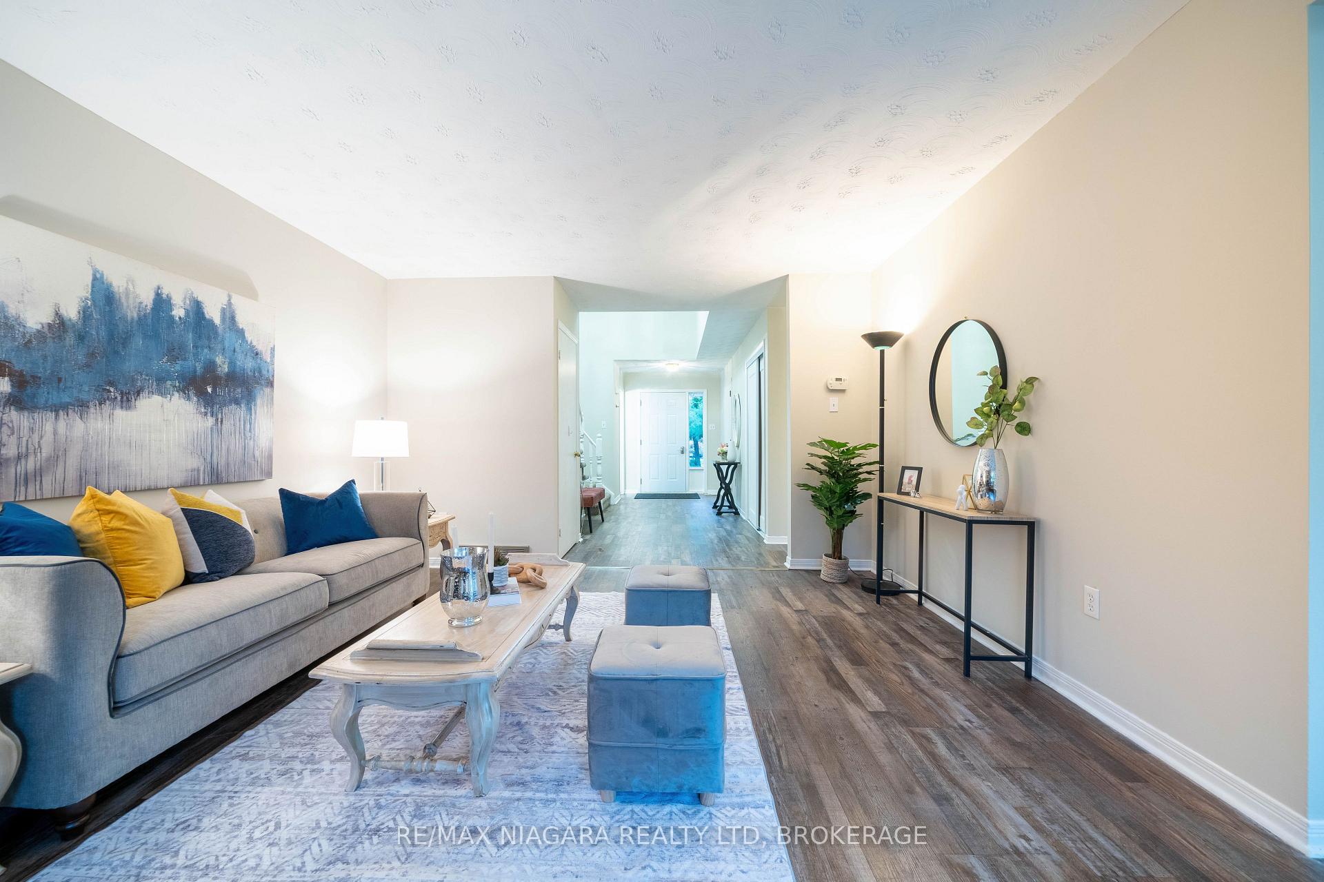 Photo 16 of 36 Baxter Crescent, Thorold, Confederation Heights — HOMEH
