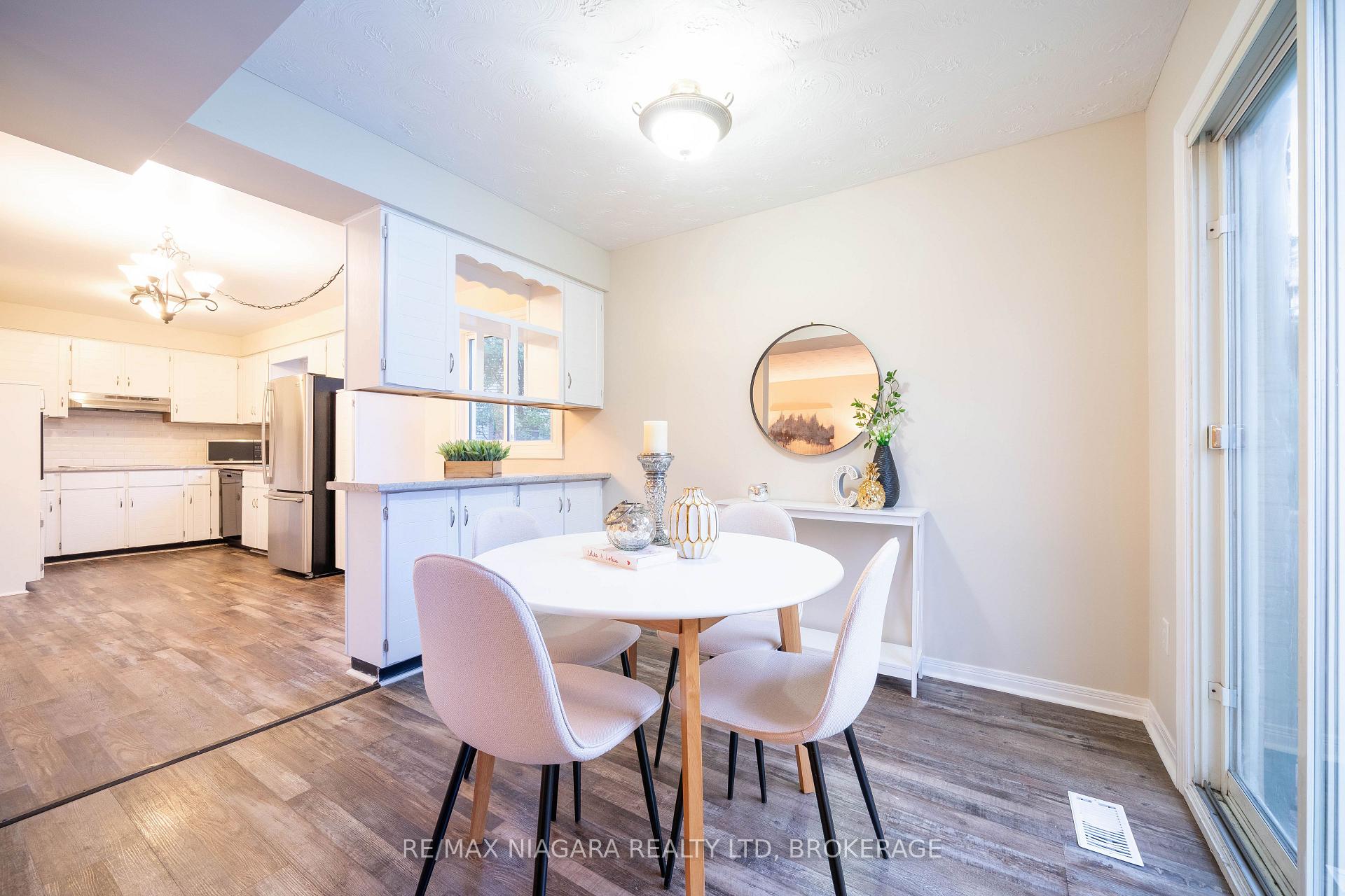 Photo 20 of 36 Baxter Crescent, Thorold, Confederation Heights — HOMEH