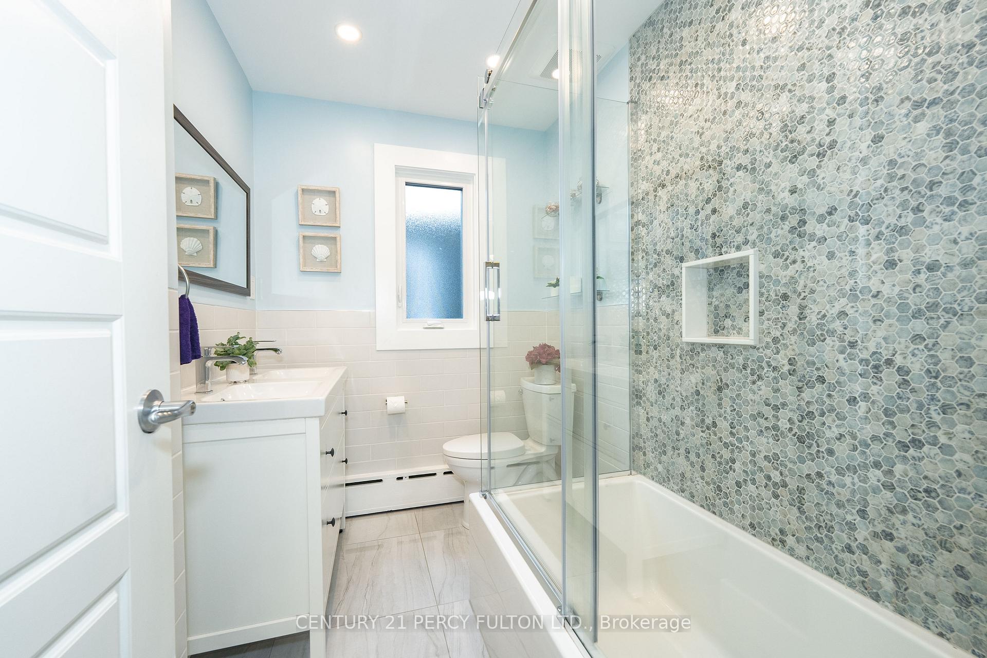 Photo 14 of 36 Marlow Avenue, Toronto, Danforth Village-East York — HOMEH