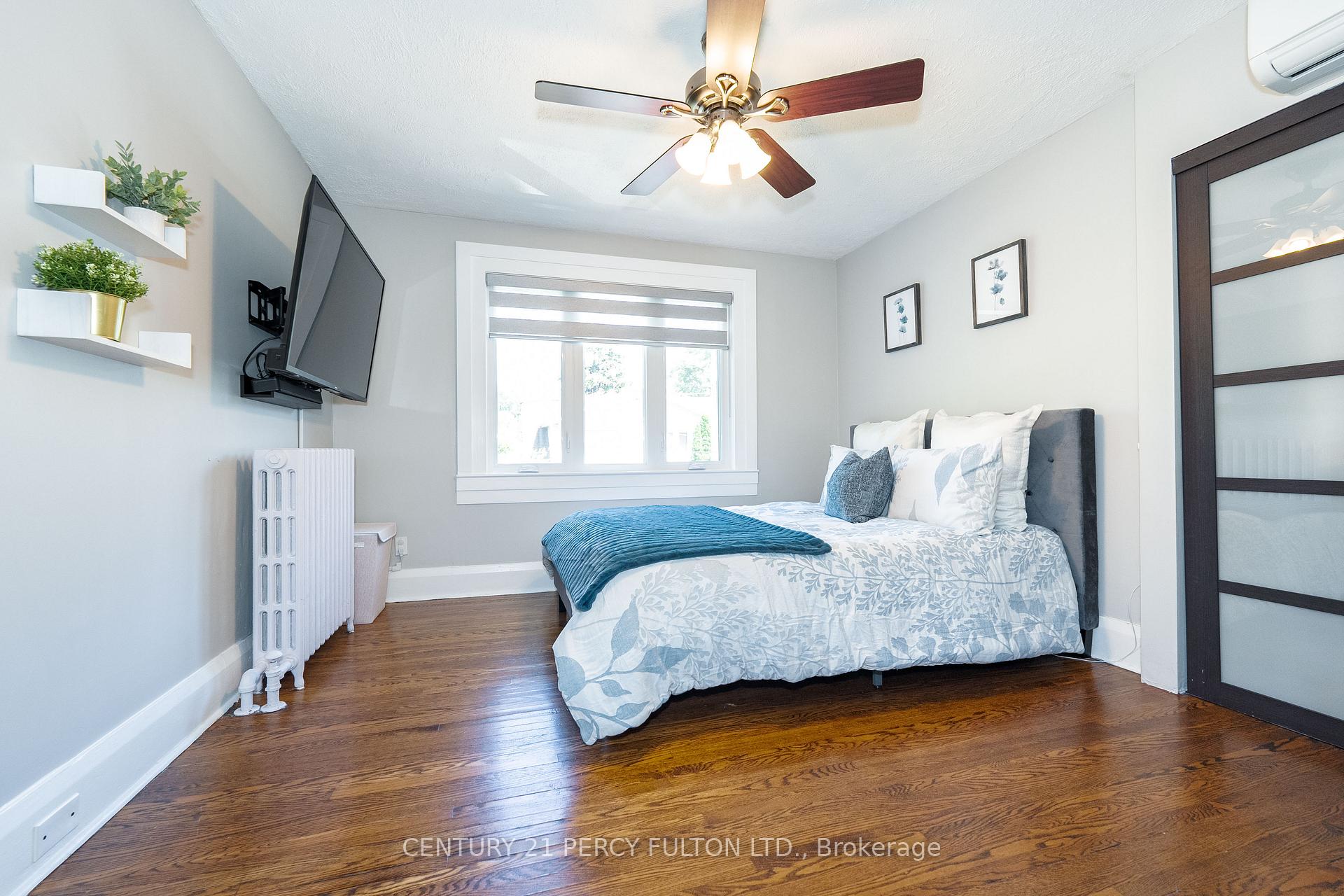 Photo 15 of 36 Marlow Avenue, Toronto, Danforth Village-East York — HOMEH