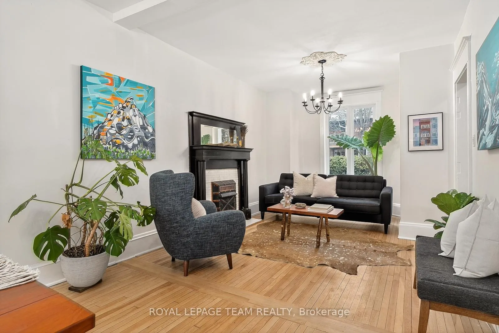 Photo 4 of 324 Osgoode Street, Ottawa, Sandy Hill — HOMEH