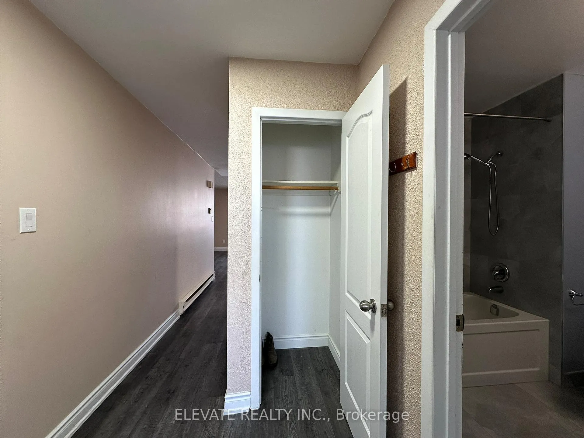 Photo 2 of Unit 2, 987 Pape Avenue, Toronto, Danforth Village-East York — HOMEH