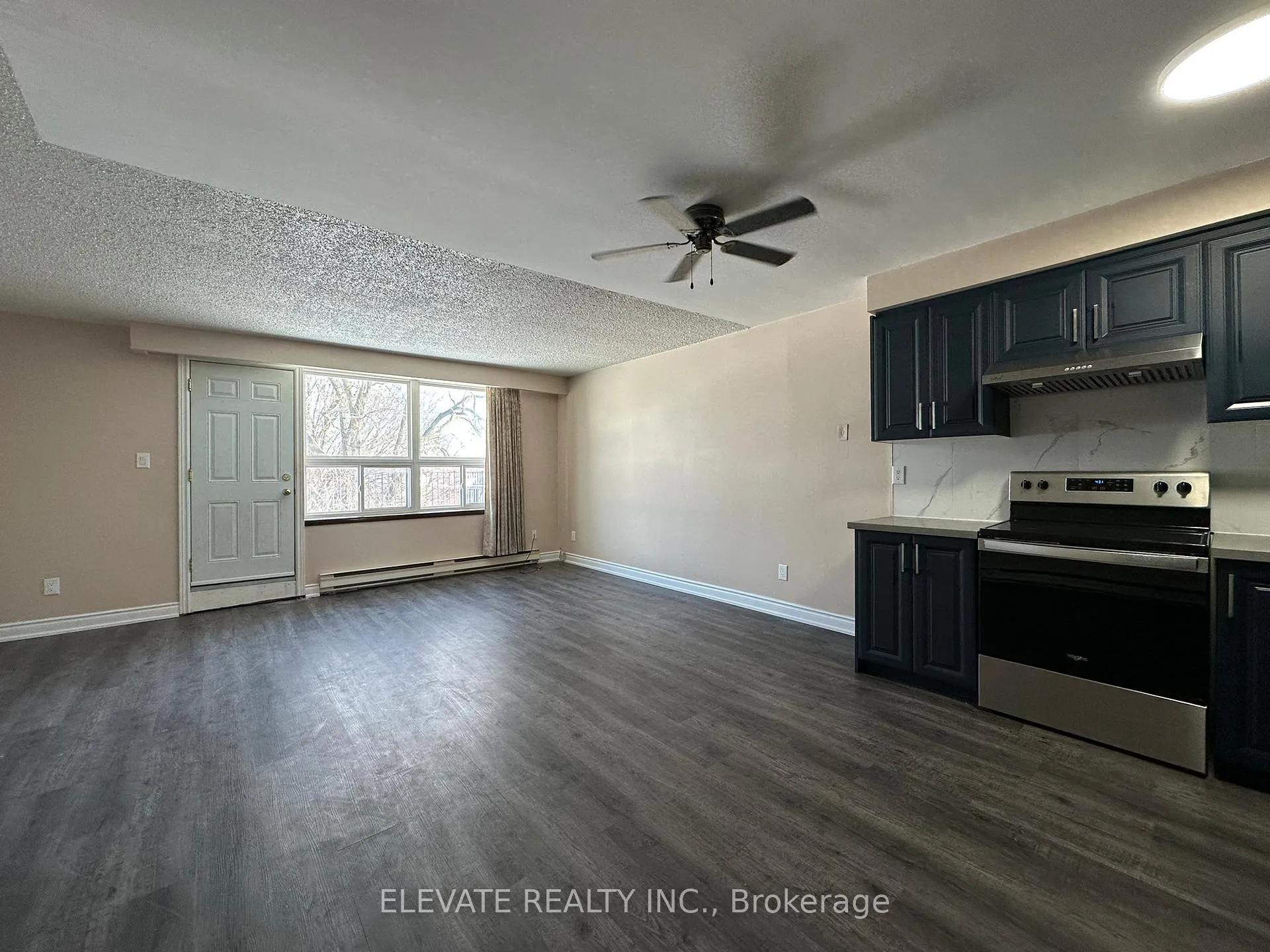 Photo 3 of Unit 2, 987 Pape Avenue, Toronto, Danforth Village-East York — HOMEH