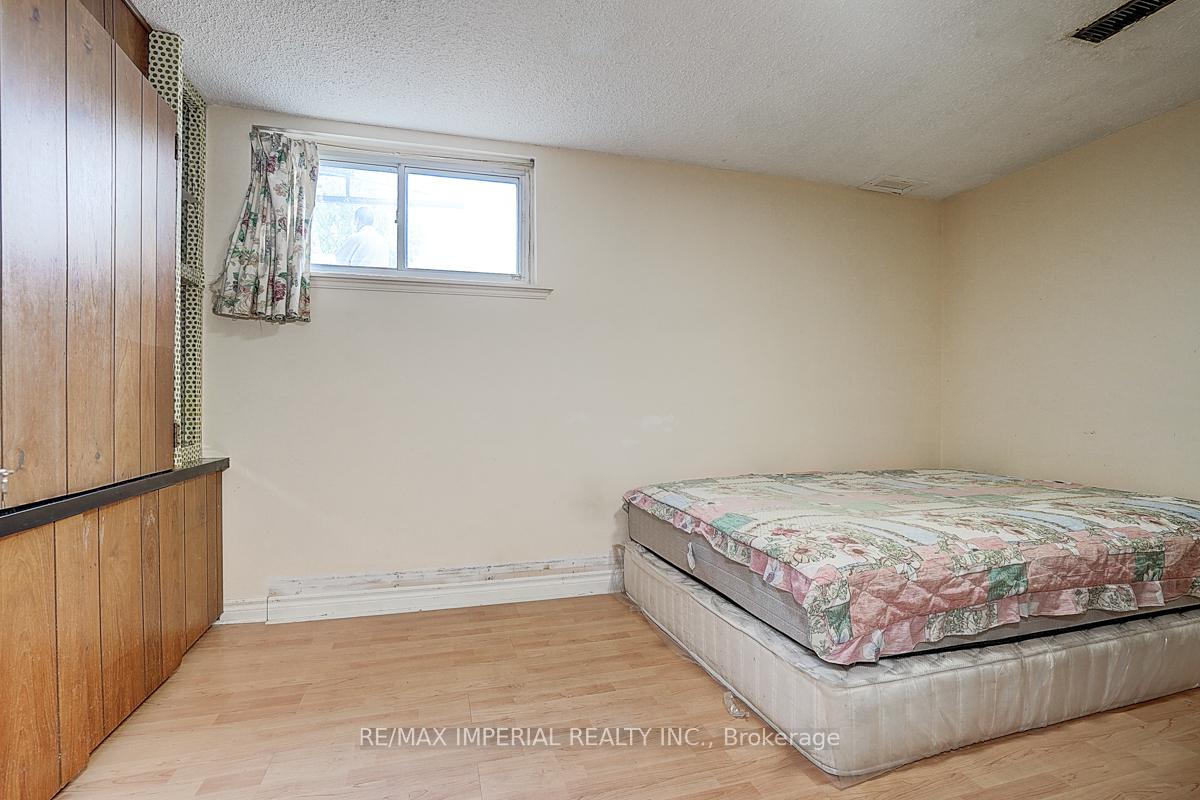 Photo 44 of 50 Glendower Circuit, Scarborough, L'Amoreaux — HOMEH