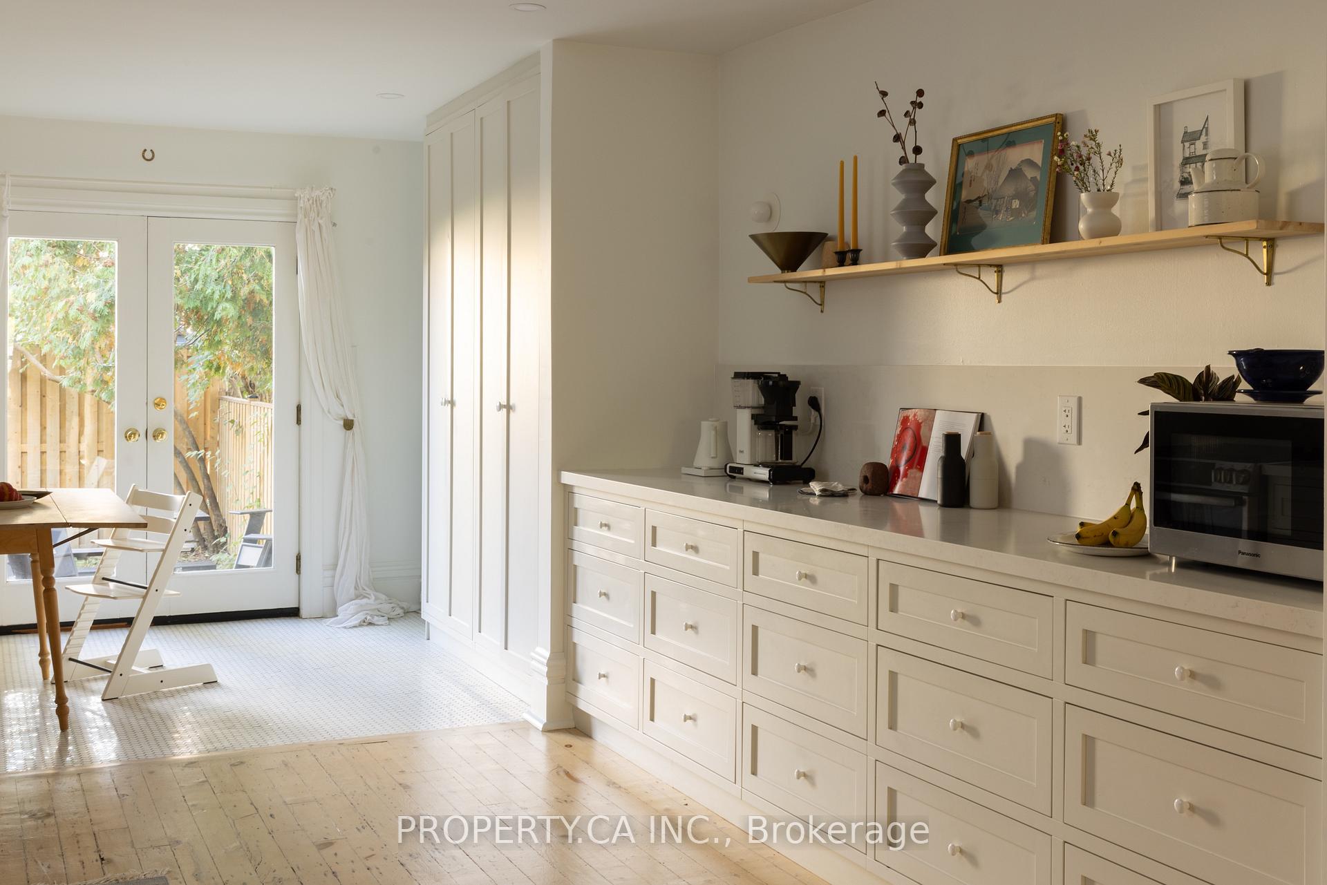 Photo 15 of 9 Howland Road, Toronto, North Riverdale — HOMEH