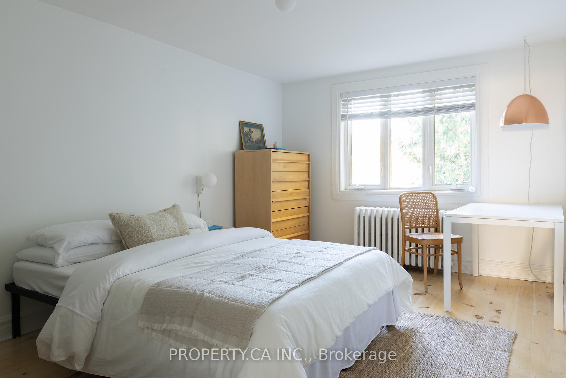 Photo 19 of 9 Howland Road, Toronto, North Riverdale — HOMEH