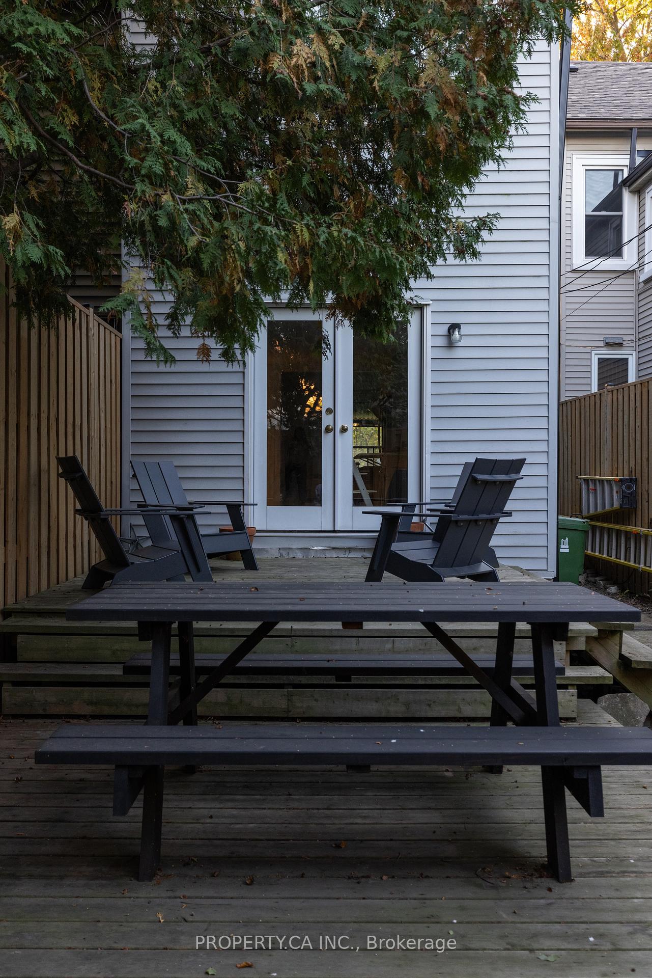 Photo 29 of 9 Howland Road, Toronto, North Riverdale — HOMEH