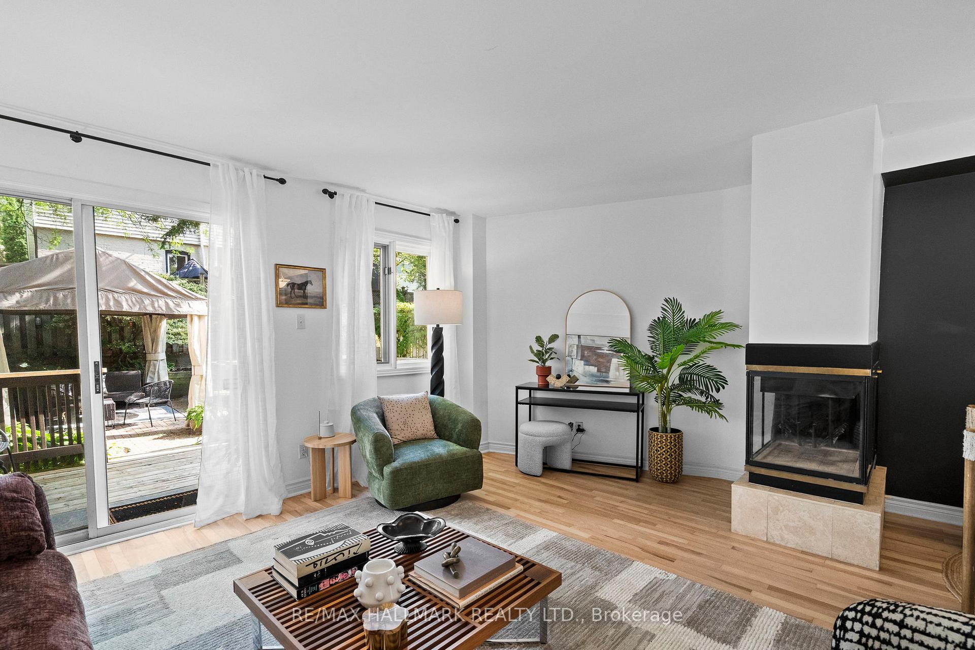 Photo 6 of 73F Corley Avenue, Toronto, East End-Danforth — HOMEH
