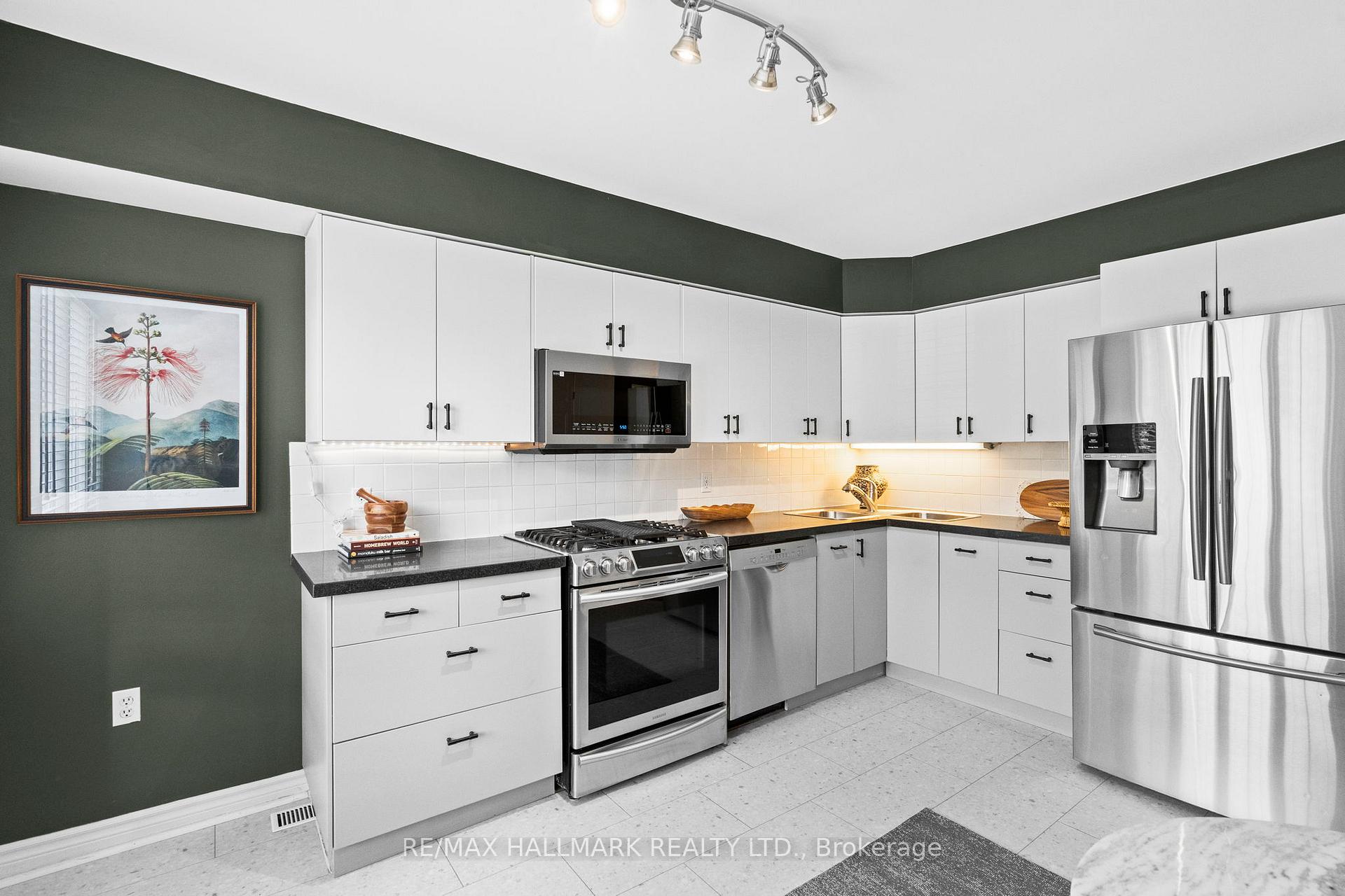Photo 10 of 73F Corley Avenue, Toronto, East End-Danforth — HOMEH