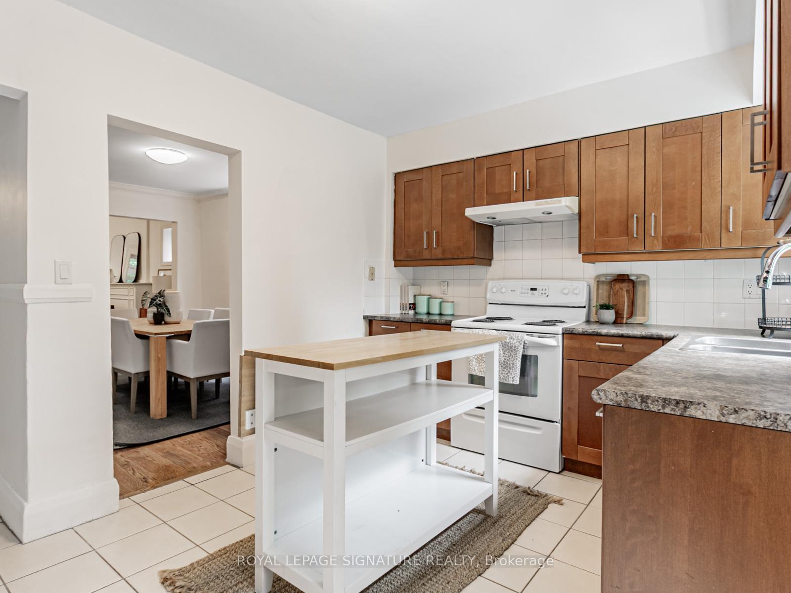 Photo 10 of 12 Cherrywood Avenue, Toronto, Humewood-Cedarvale — HOMEH