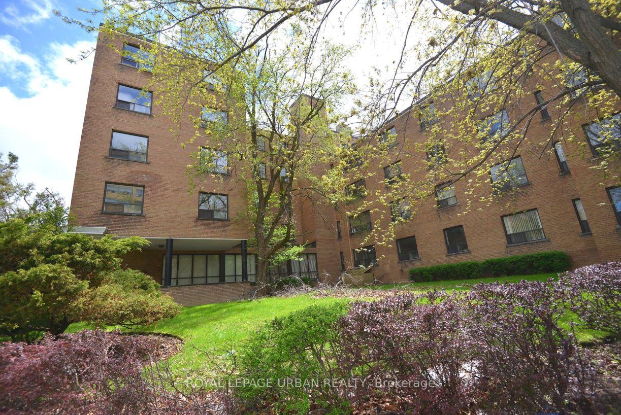 Photo 1 of Unit 401, 2400 Bathurst Street, Toronto, Forest Hill North — HOMEH