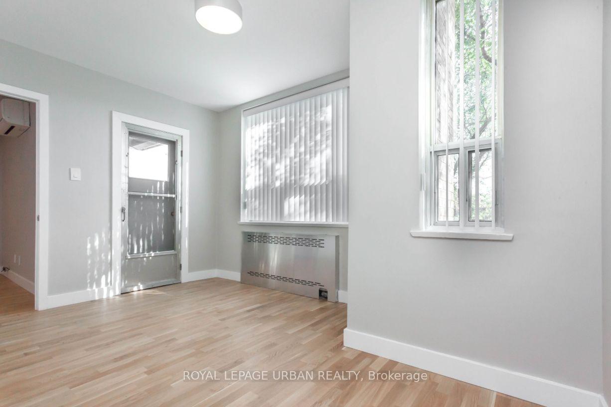 Photo 4 of Unit 401, 2400 Bathurst Street, Toronto, Forest Hill North — HOMEH