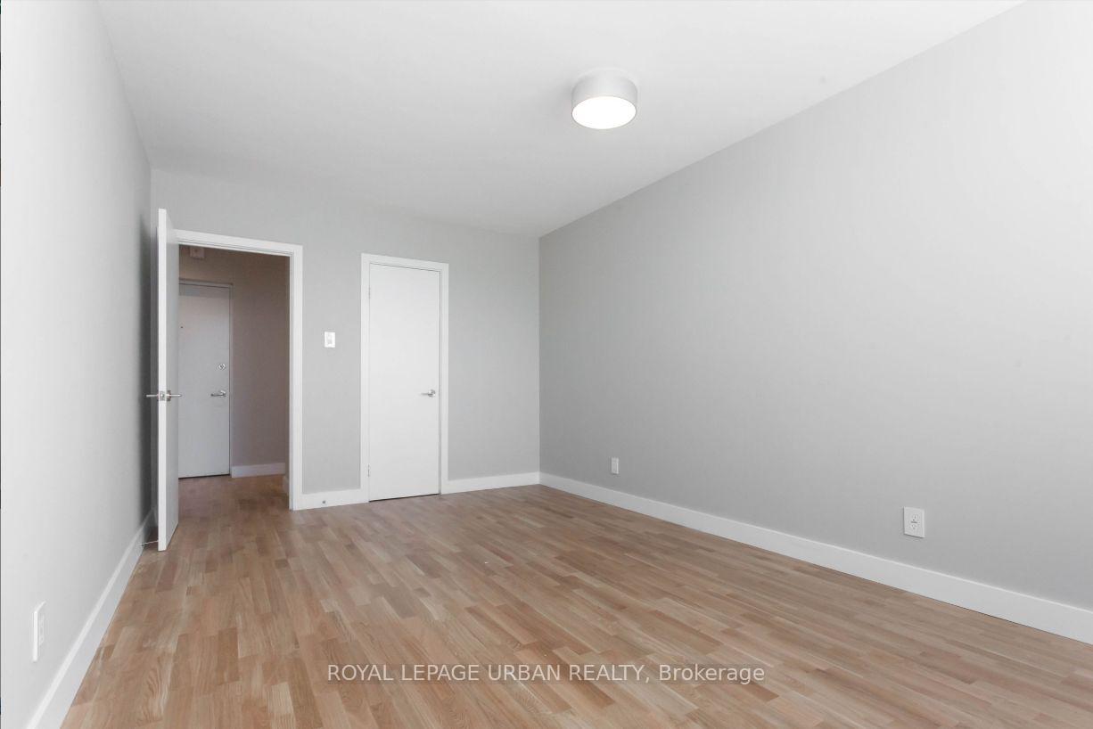 Photo 11 of Unit 401, 2400 Bathurst Street, Toronto, Forest Hill North — HOMEH