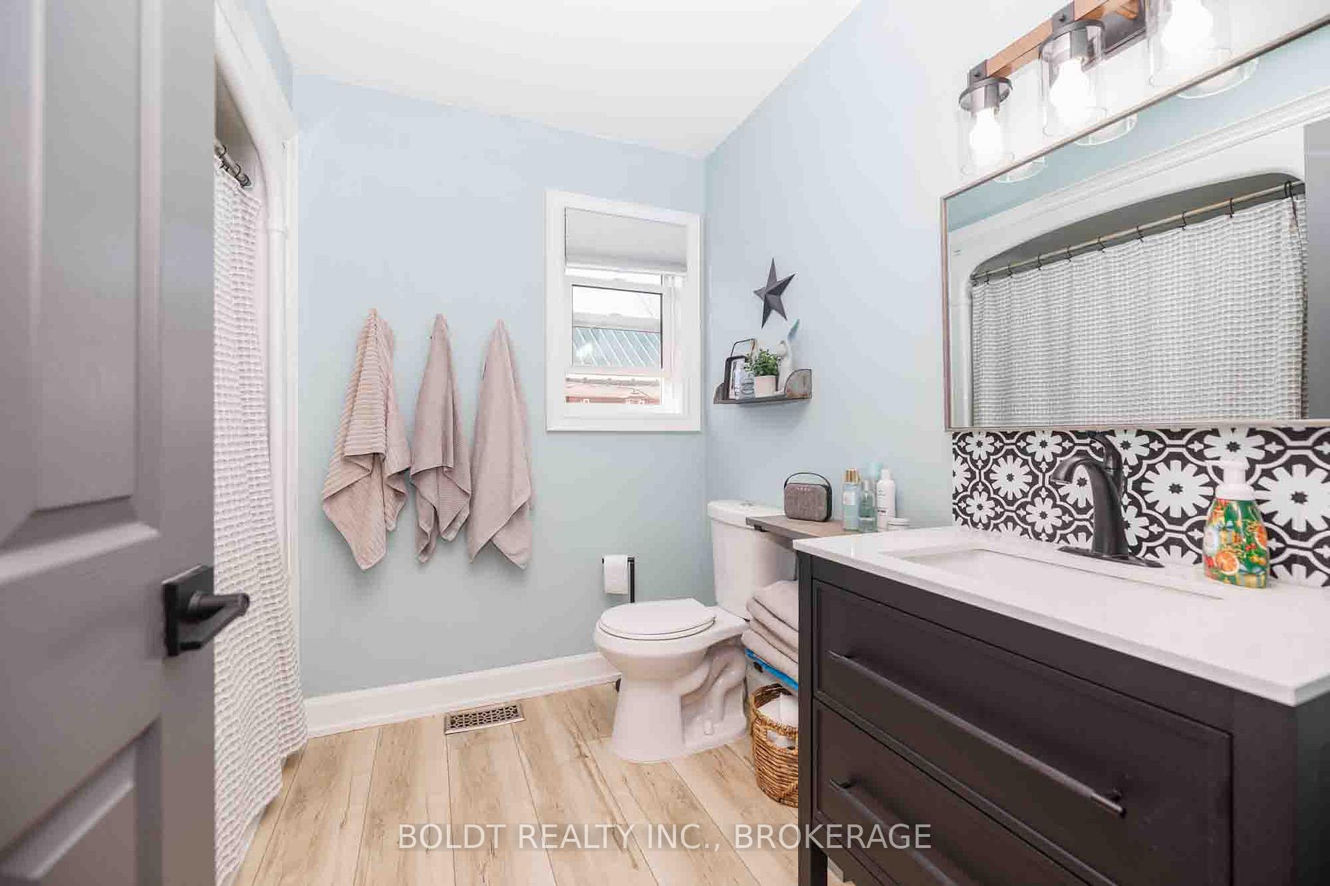 Photo 10 of 10 1/2 Metcalfe Street, Thorold, Thorold Downtown — HOMEH