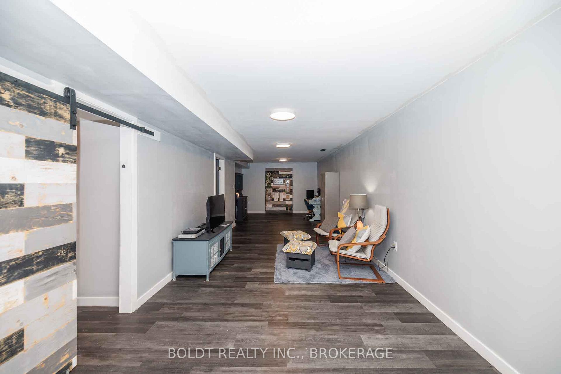 Photo 16 of 10 1/2 Metcalfe Street, Thorold, Thorold Downtown — HOMEH